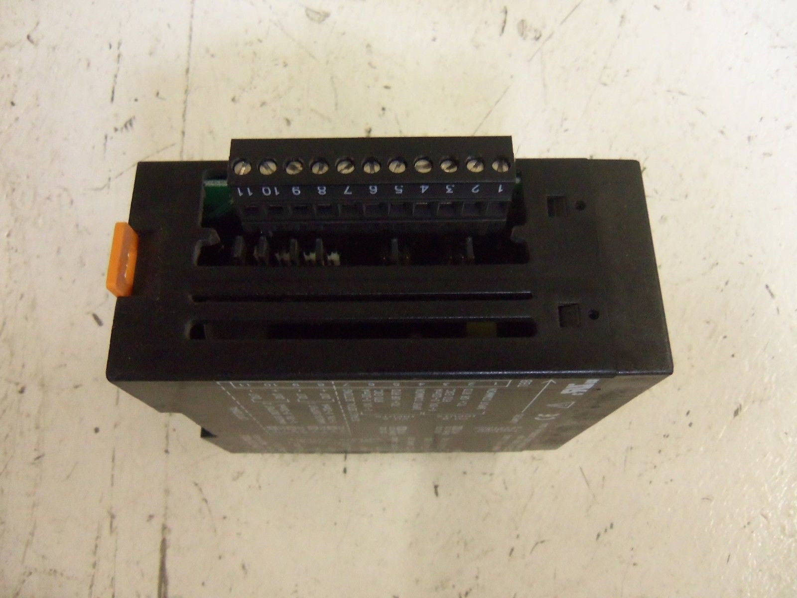 RED LION CONTROL DLC01001 DUAL LOOP CONTROLLER *USED*