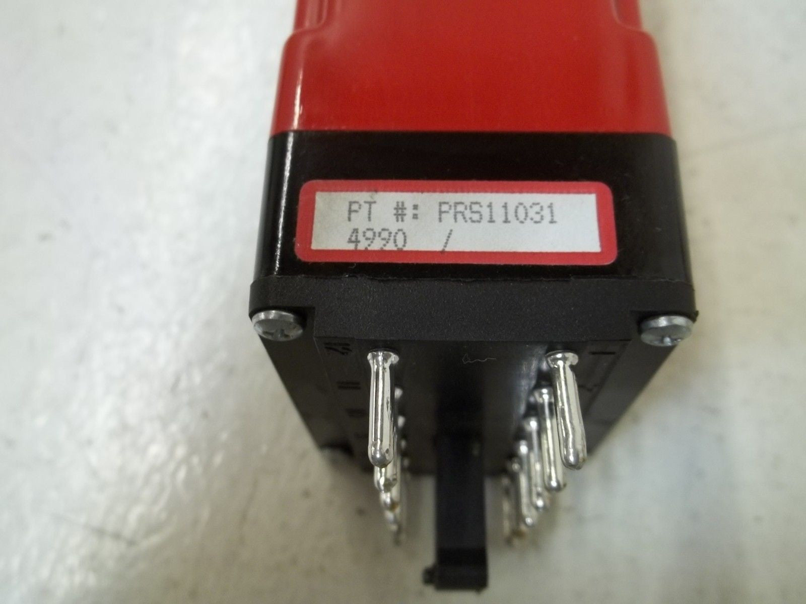 RED LION CONTROL PRS11031 RELAY *USED*