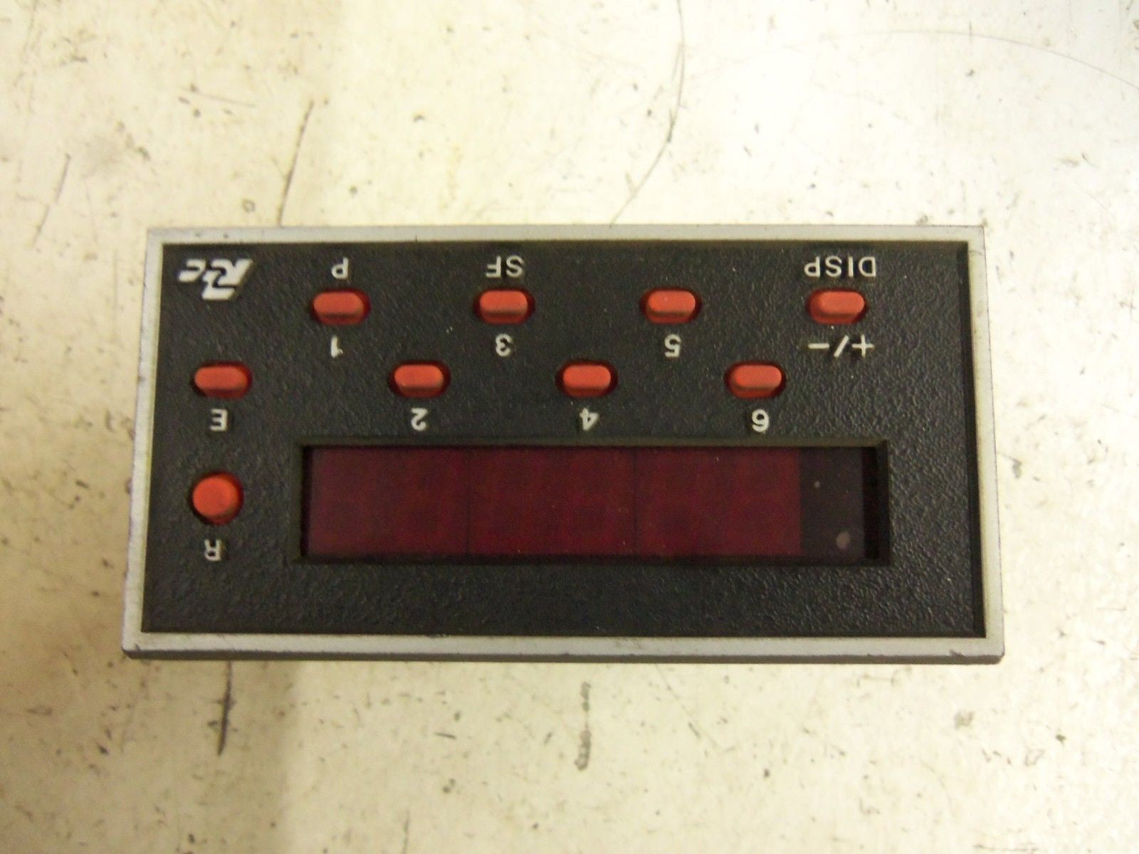 RED LION CONTROLS GEM41000 COUNTER/RATE METER *USED*