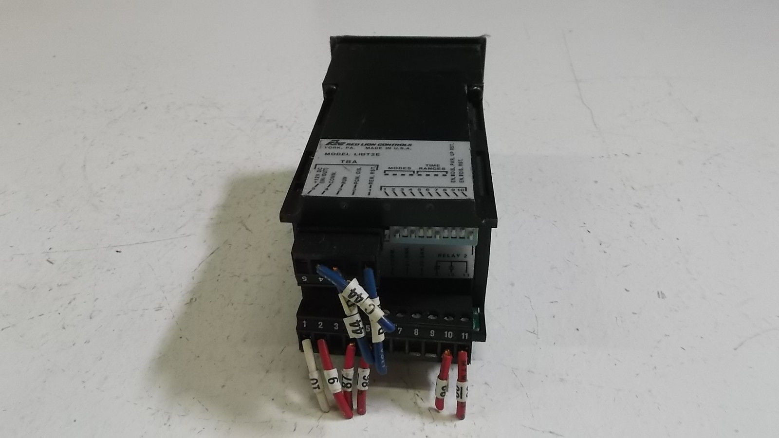 RED LION CONTROLS LIBT2E TIMER *USED*