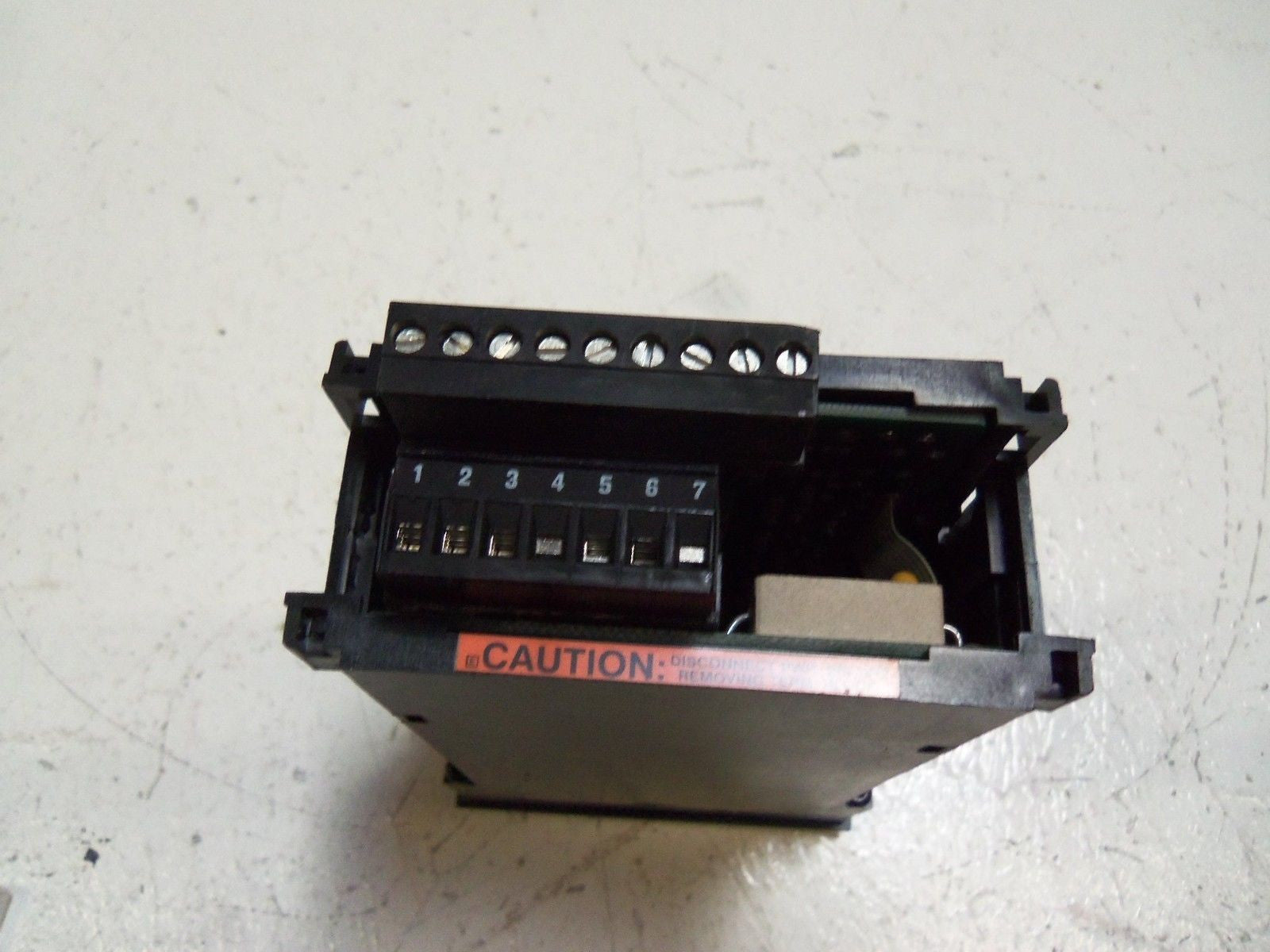 RED LION IMH43002 METER PANEL *USED*