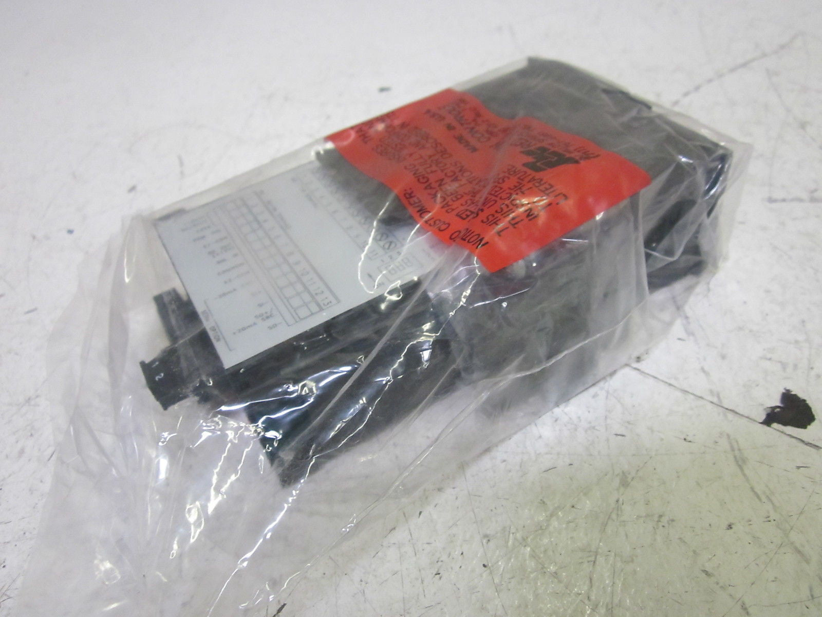 RED LION IMI04103 DIGITAL COUNTER 115VAC  *NEW IN BOX*