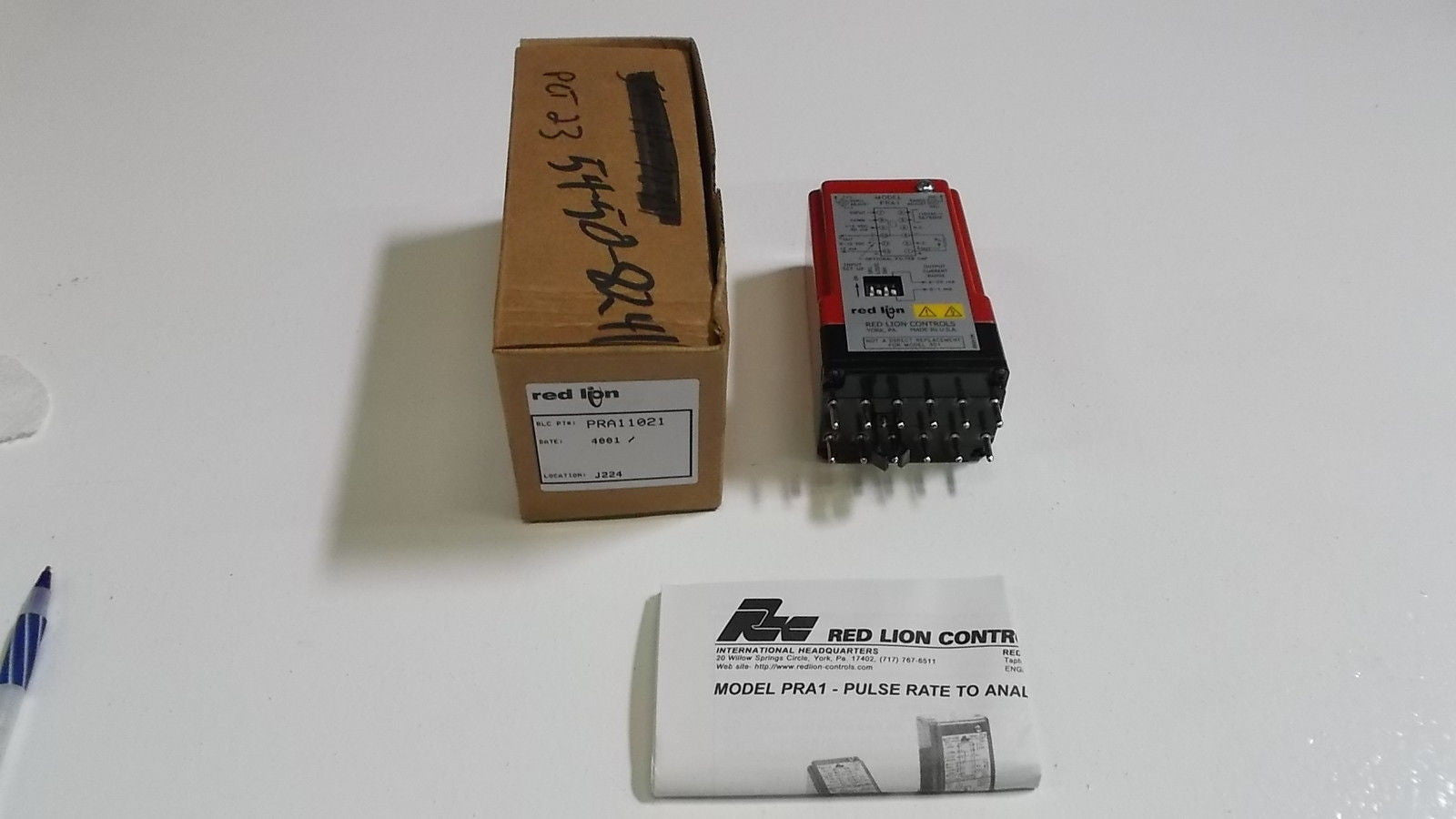 RED LION RELAY PRA11021 /4001 *NEW IN BOX*