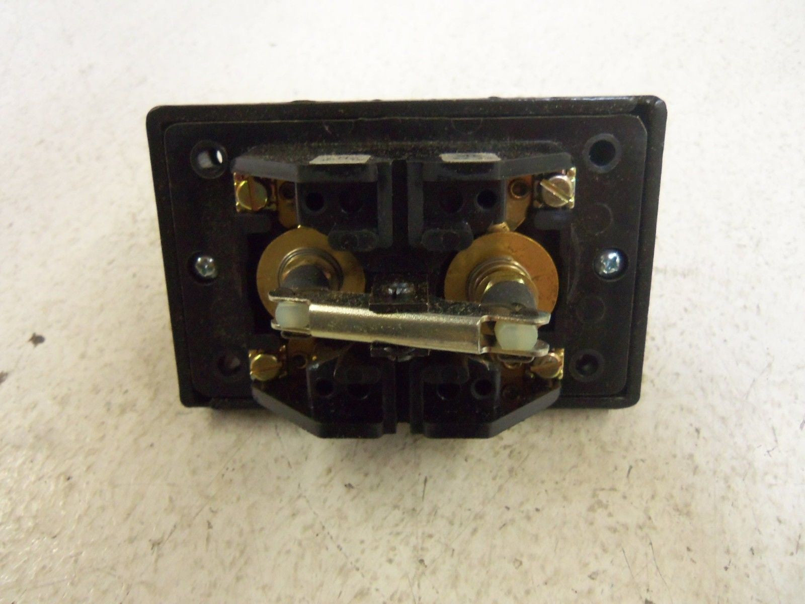 REES 02712-032 *NEW*