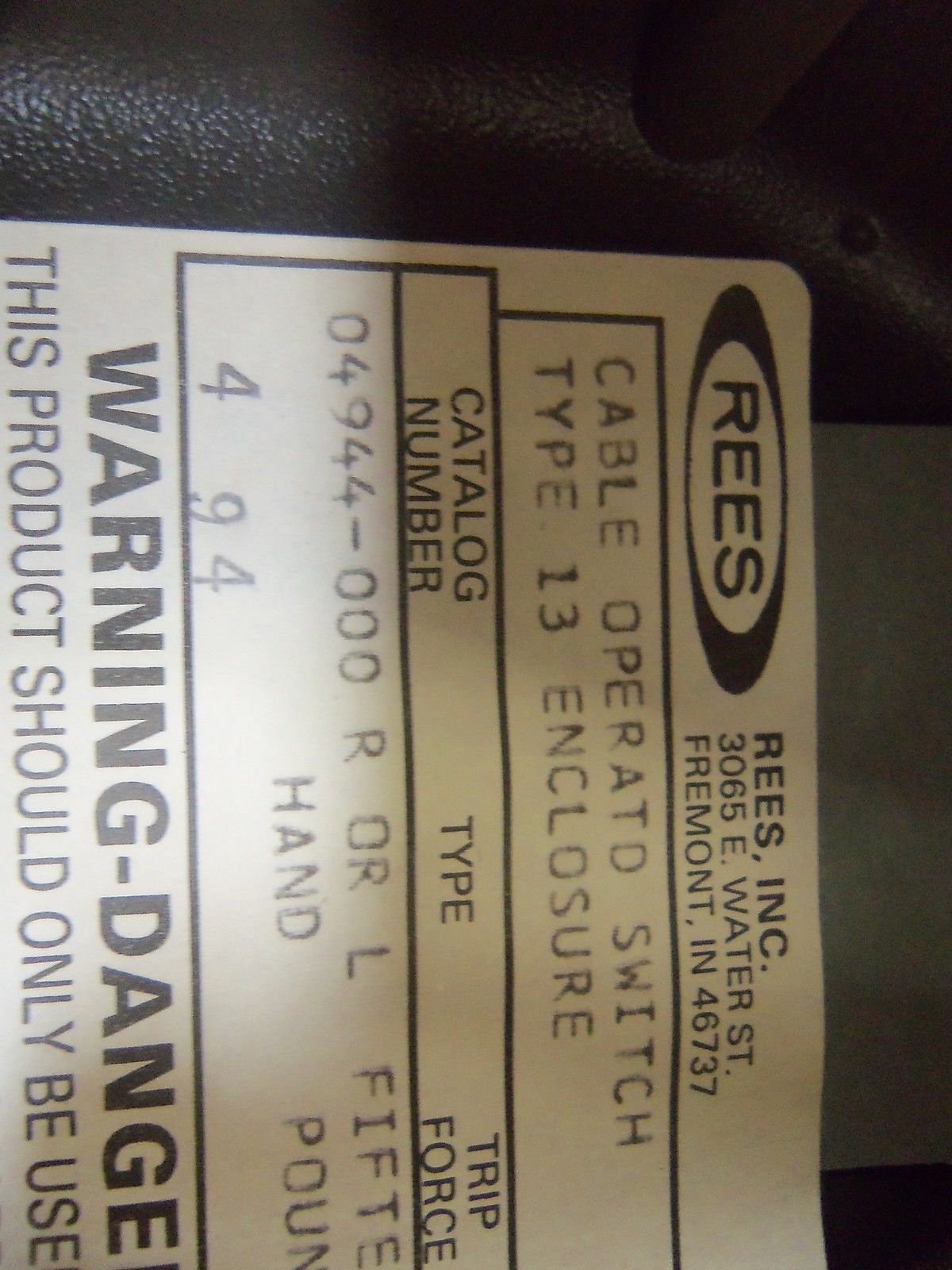 REES 04944-00 CABLE OPERATED SWITCH *NEW NO BOX*