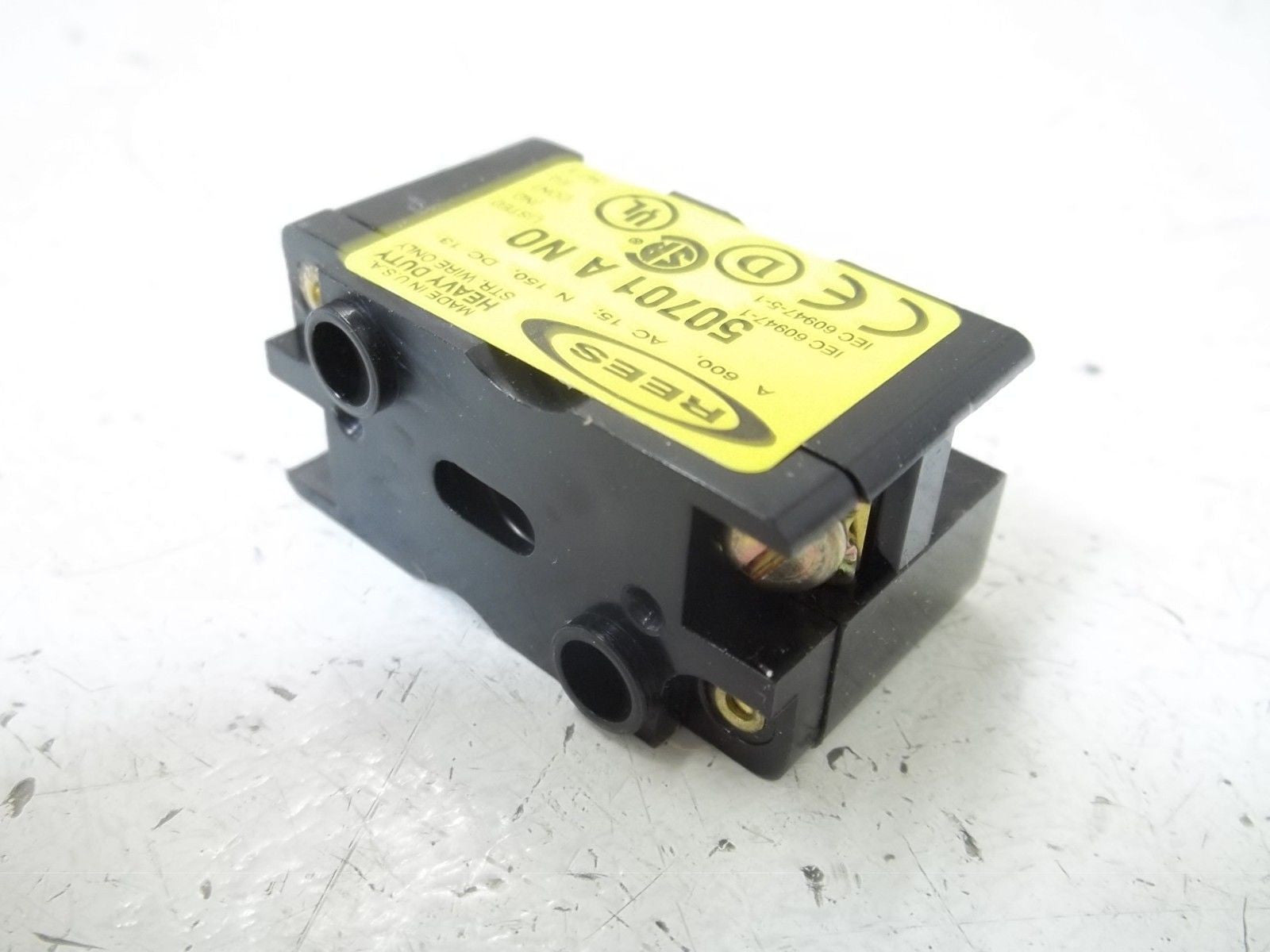 REES 50701-000 CONTACT BLOCK *NEW IN BOX*