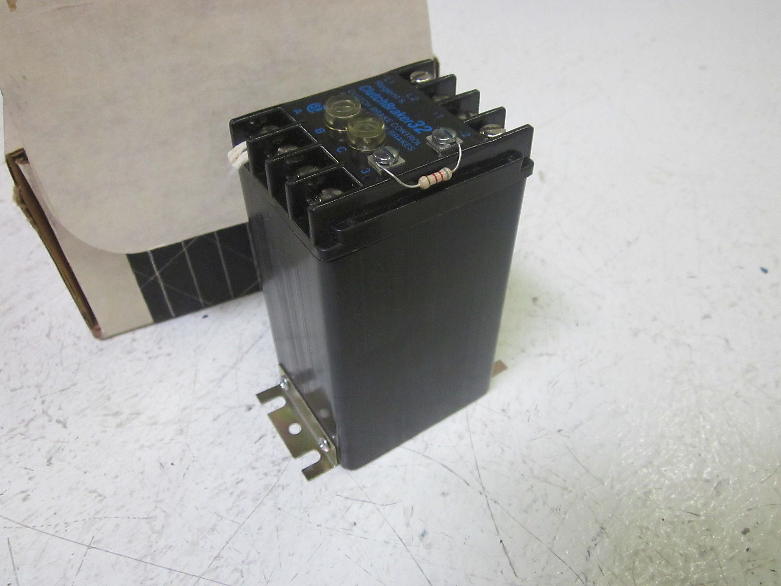 REGENT CONTROLS CLUTCHBRAKER32 NSMP