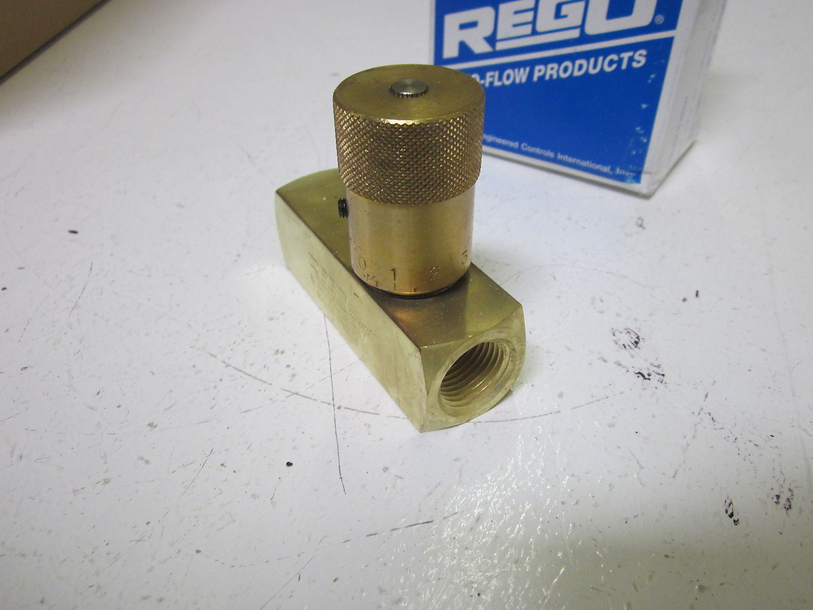 REGO TMF500B BRASS FLOW CONTROL CHECK VALVE 2000PSI  *NEW IN BOX*