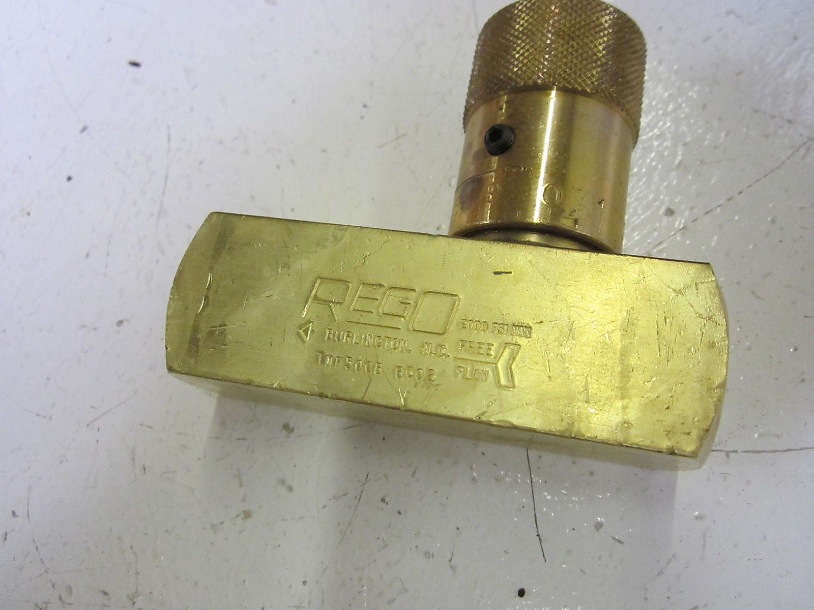 REGO TMF500B BRASS FLOW CONTROL CHECK VALVE 2000PSI  *NEW IN BOX*