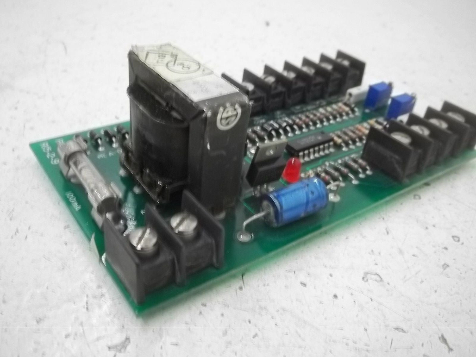 RELCON R15-2-9 CIRCUIT BOARD CARD *USED*