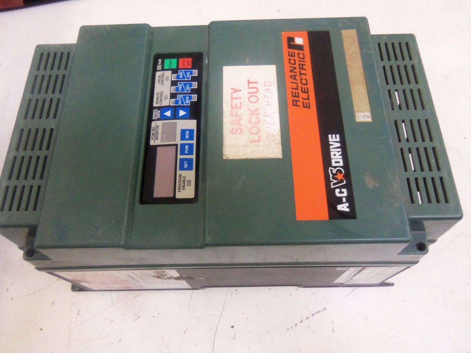 RELIANCE ELECTRIC A-C VS DRIVE GP-2000 2GU41010 AC DRIVE *USED*
