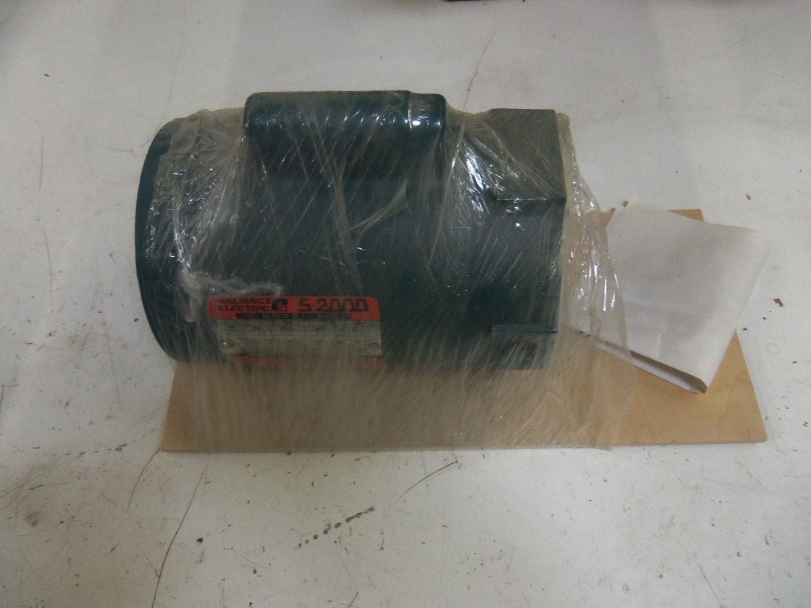 RELIANCE E76X4187R-PY *NEW IN BOX*