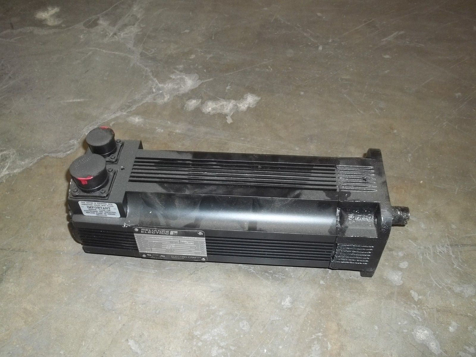 RELIANCE ELECTRIC 1326AB-B430E-21-L SERVO MOTOR 1.5 kW 3200 RPM *NEW NO BOX*