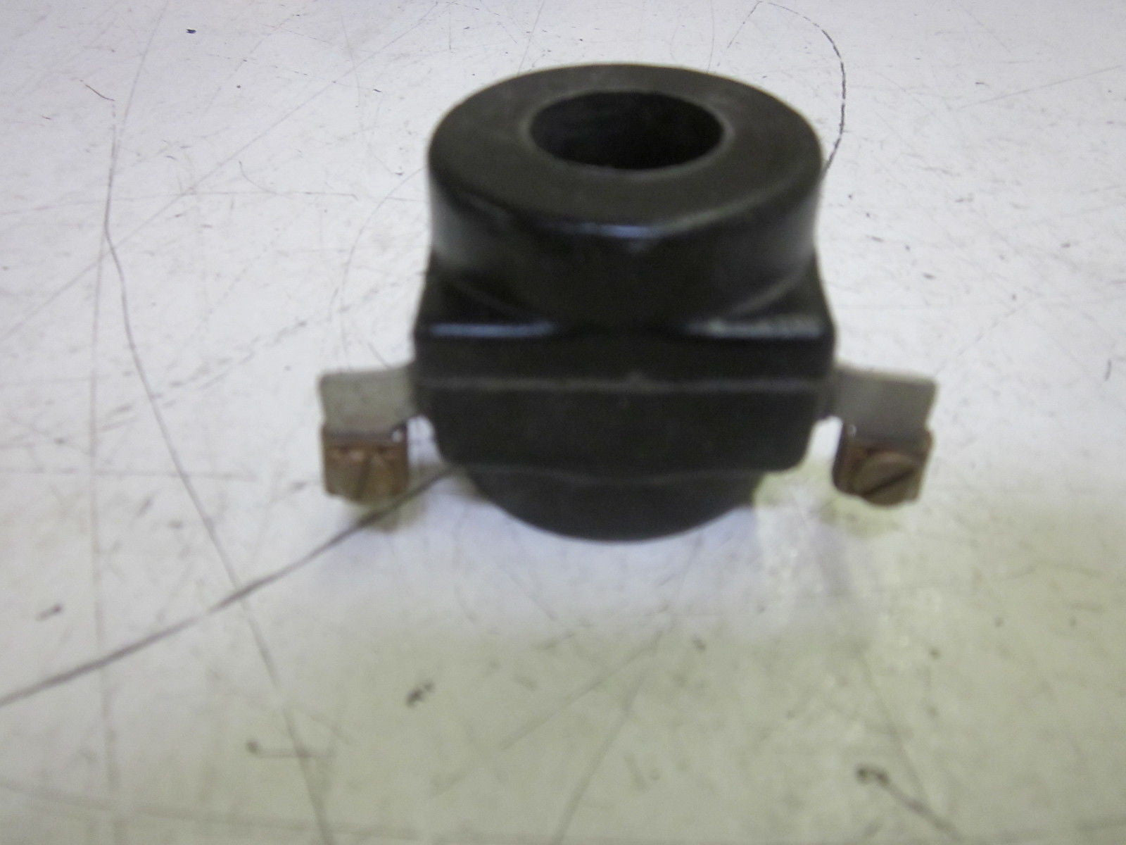 RELIANCE ELECTRIC 272-L2  COIL 230VDC *NEW NO BOX*
