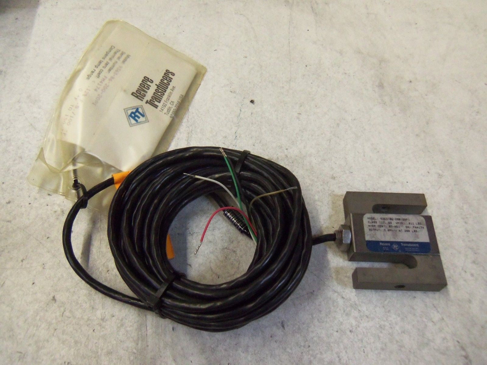 REVERE TRANSDUCERS 9363-B6-200-20P1 LOAD CELL 200lbs *NEW NO BOX*