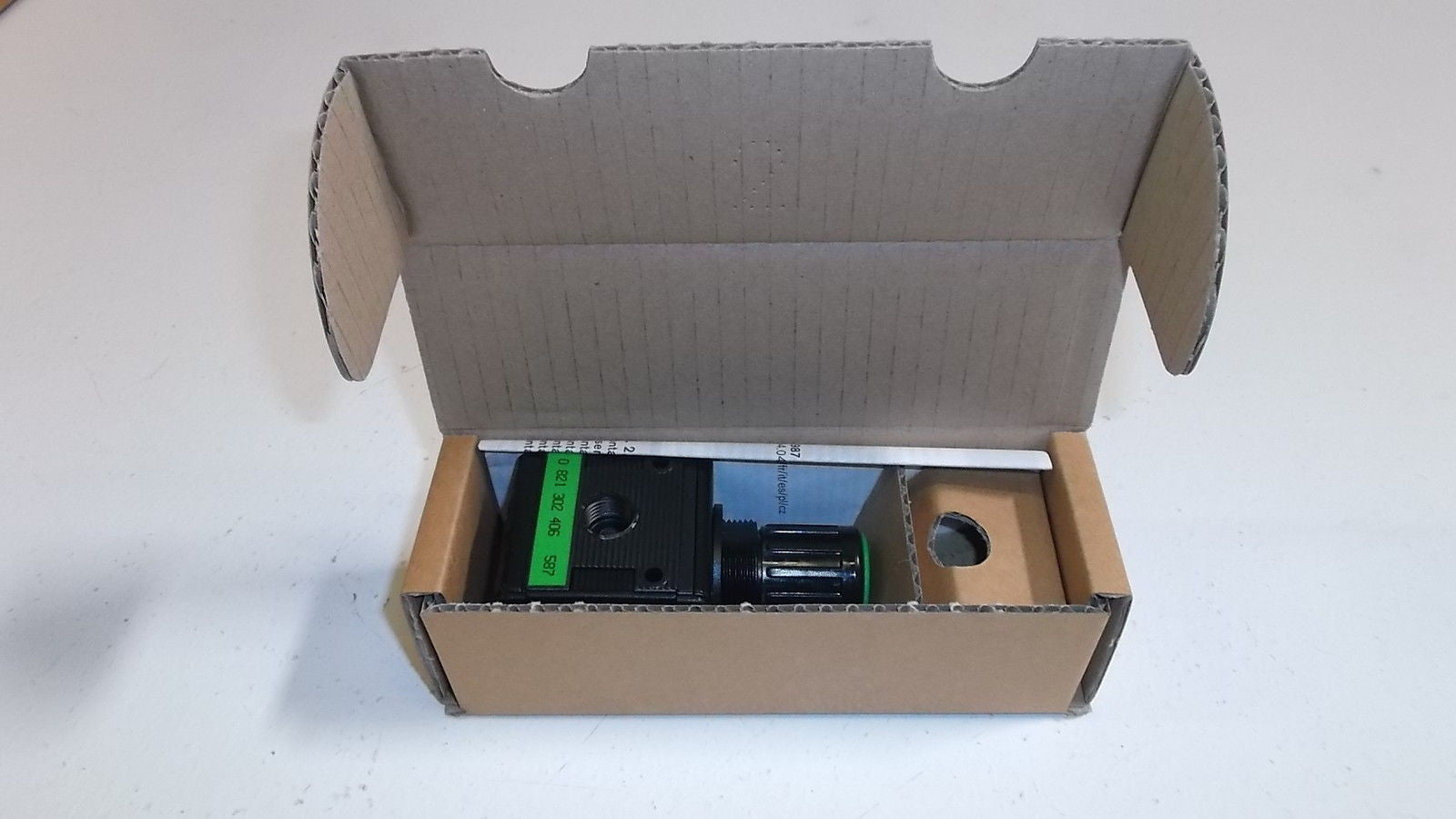 REXROTH 0821302406 *NEW IN BOX*