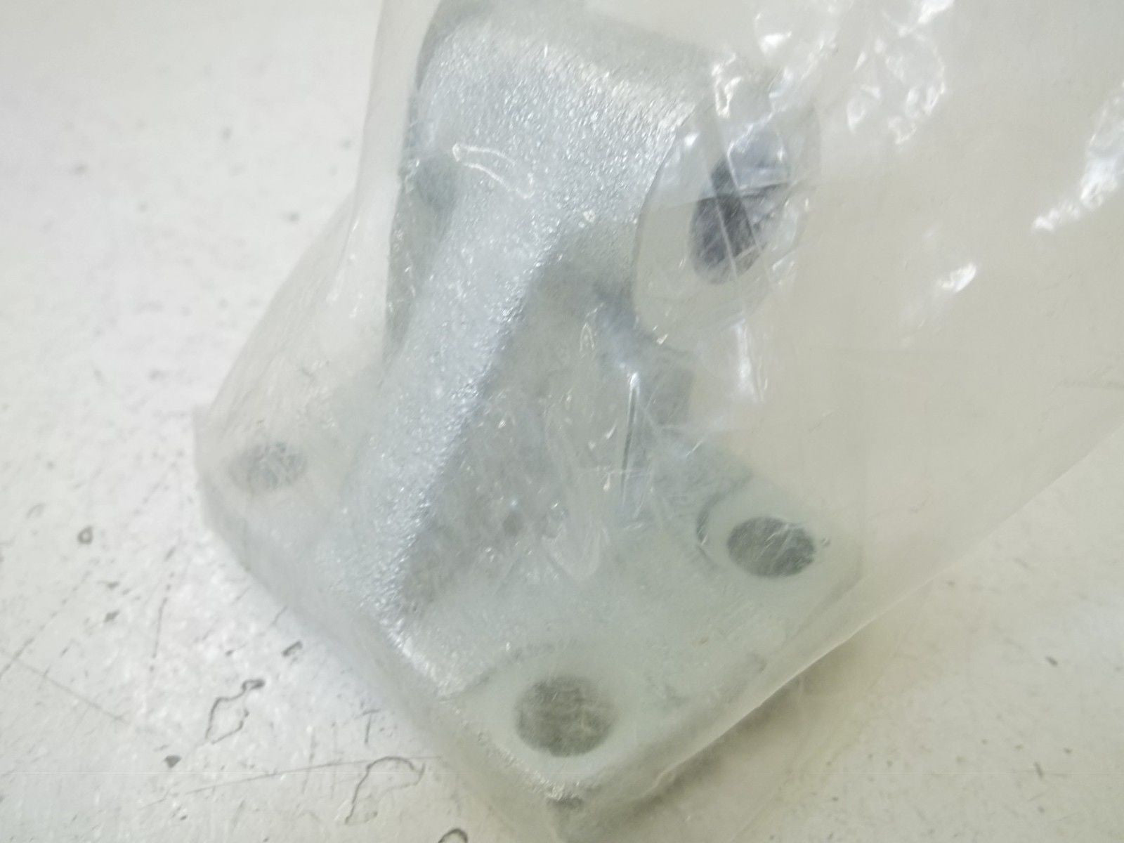REXROTH 1 825 805 277 *NEW IN A BAG*