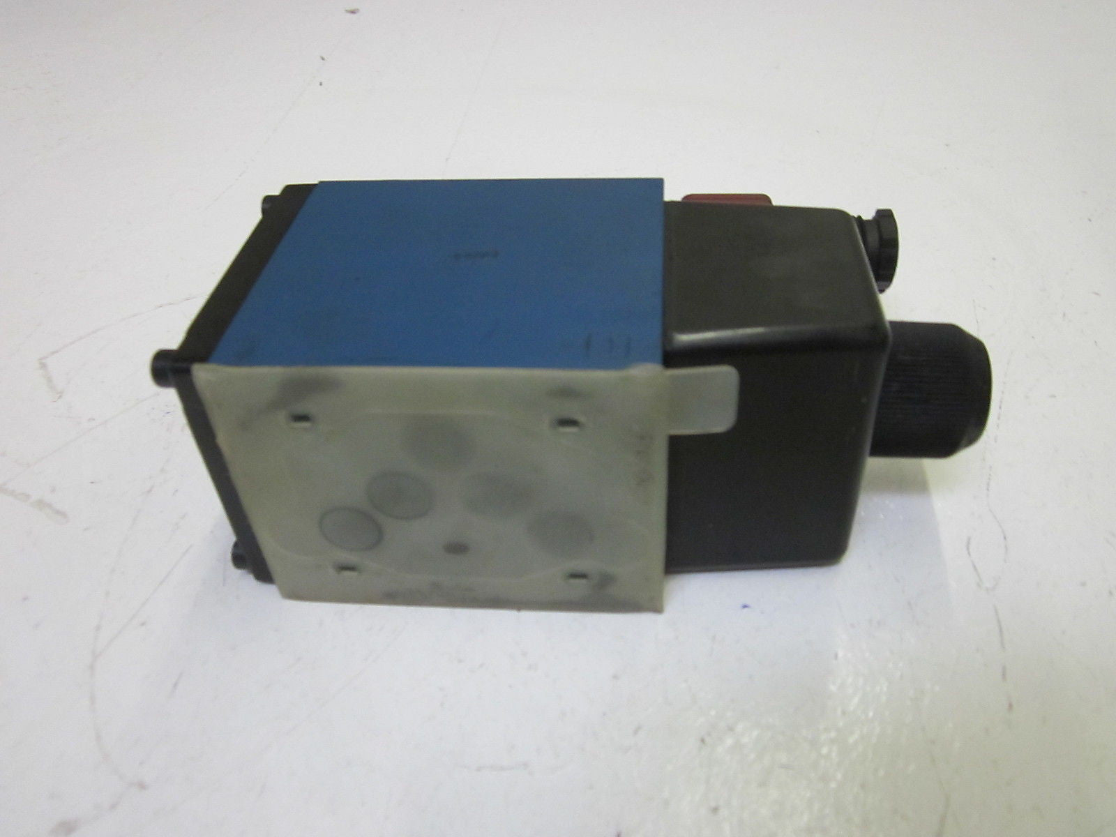 REXROTH 4WE10D31/CW110N 110-120V *USED*