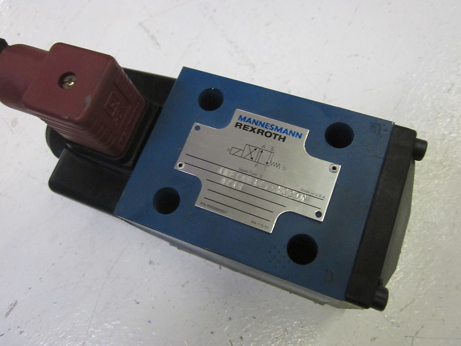 REXROTH 4WE10D31/CW110N 110-120V *USED*