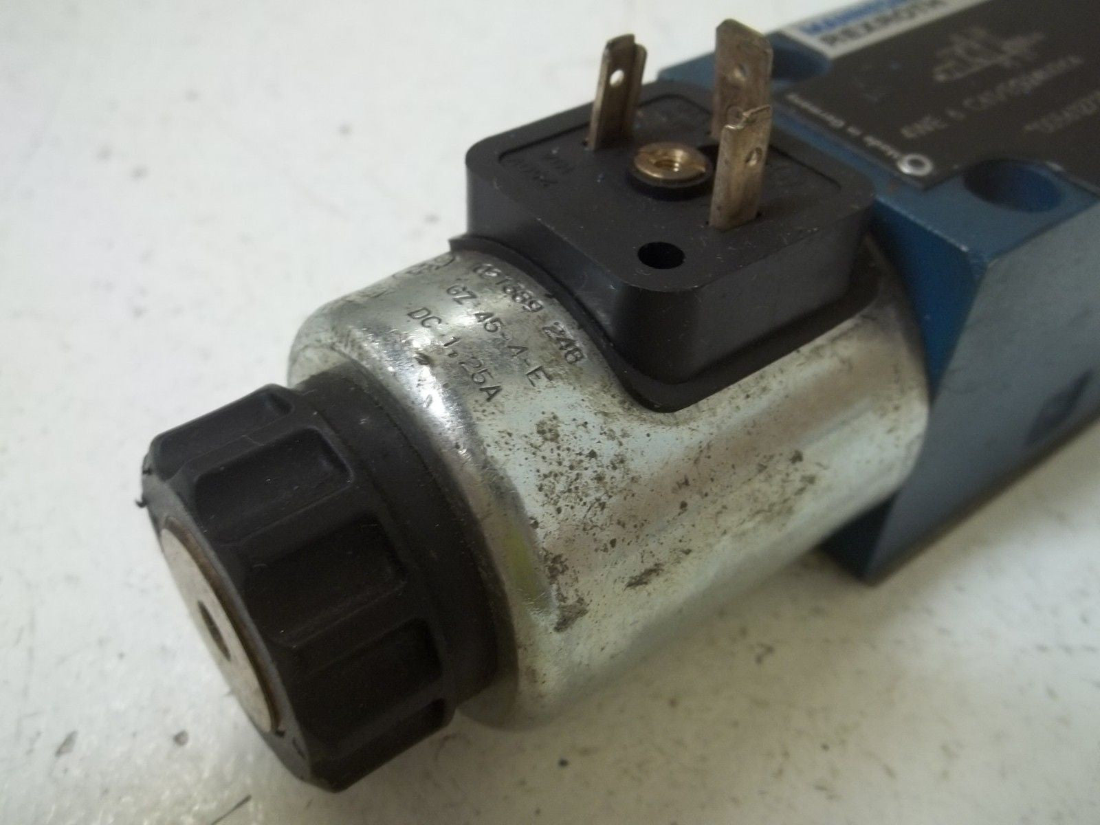 REXROTH 4WE6C61/EG24N9K4 SOLENOID VALVE *USED*