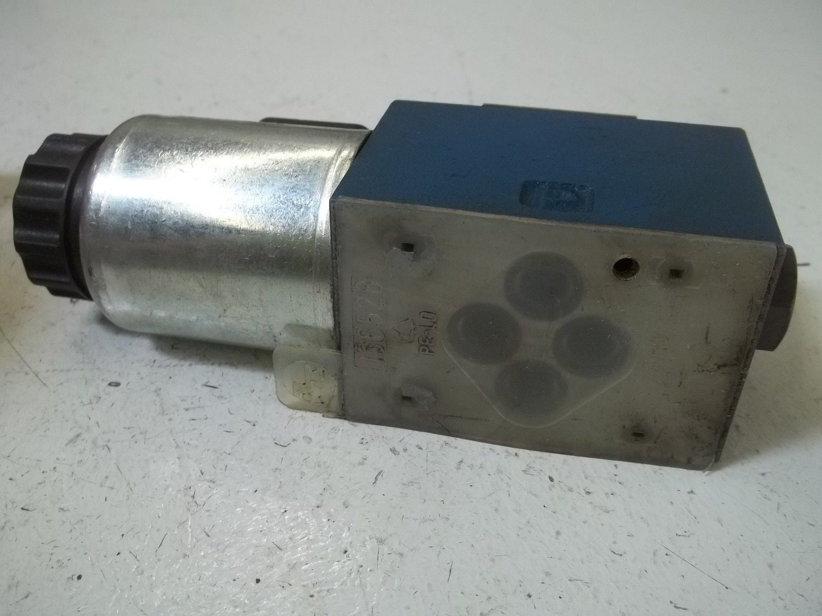 REXROTH 4WE6C61/EG24N9K4 SOLENOID VALVE *USED*