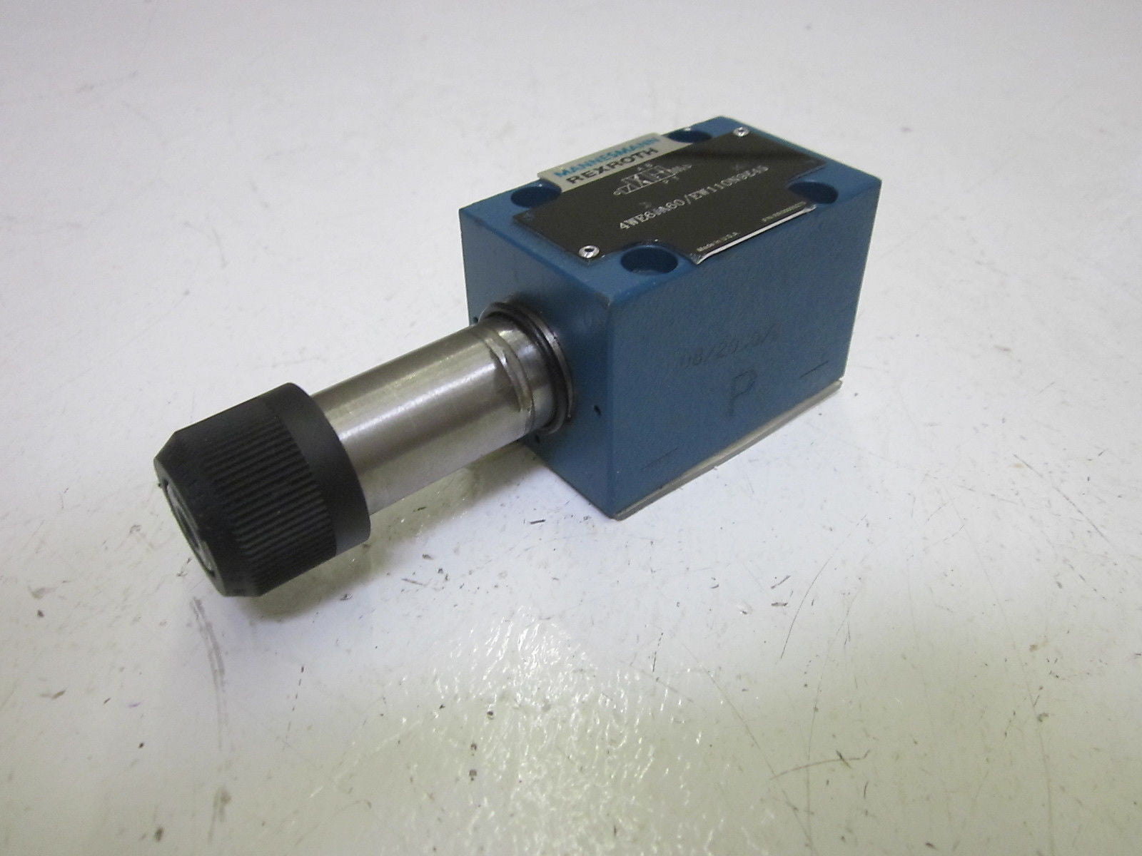 REXROTH 4WE6D60/EW110N9K4 VALVE (AS PICTURED) *USED*