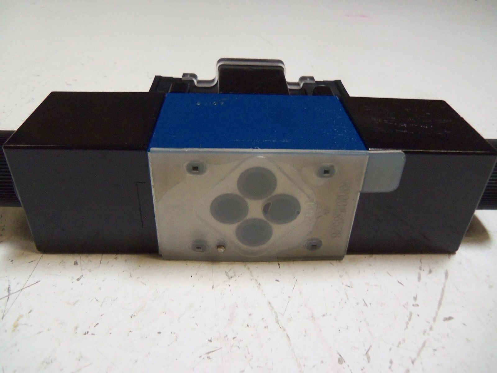 REXROTH 4WE6E22/EW110N9DAL/62 HYDRAULIC VALVE *NEW NO BOX*