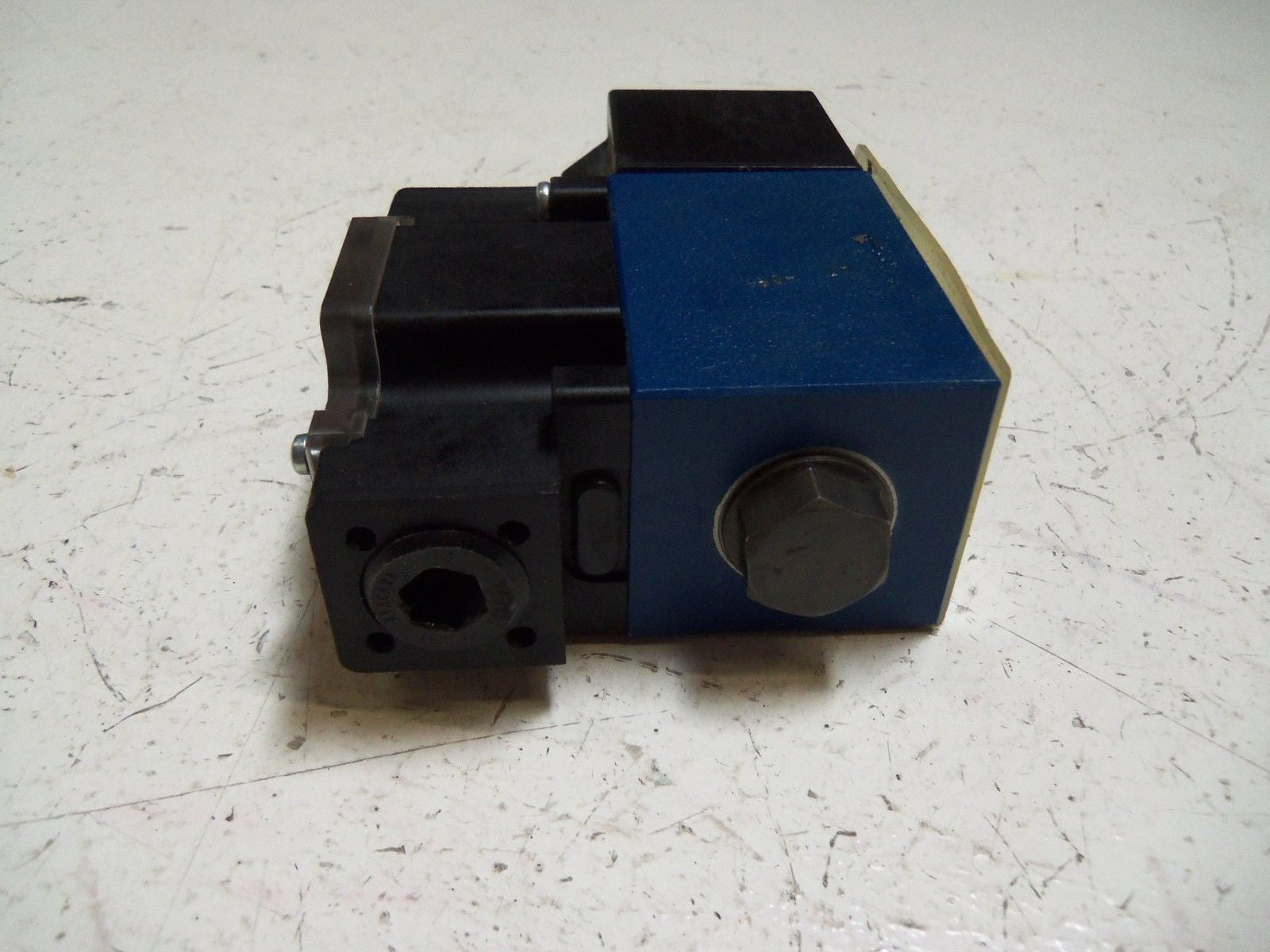REXROTH 4WE6MA62/EW110N9DAL/62 *USED*