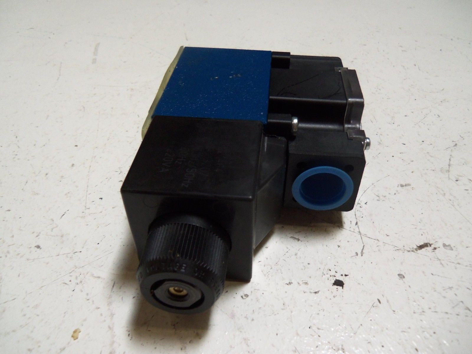 REXROTH 4WE6MA62/EW110N9DAL/62 HYDRAULIC VALVE *NEW NO BOX*