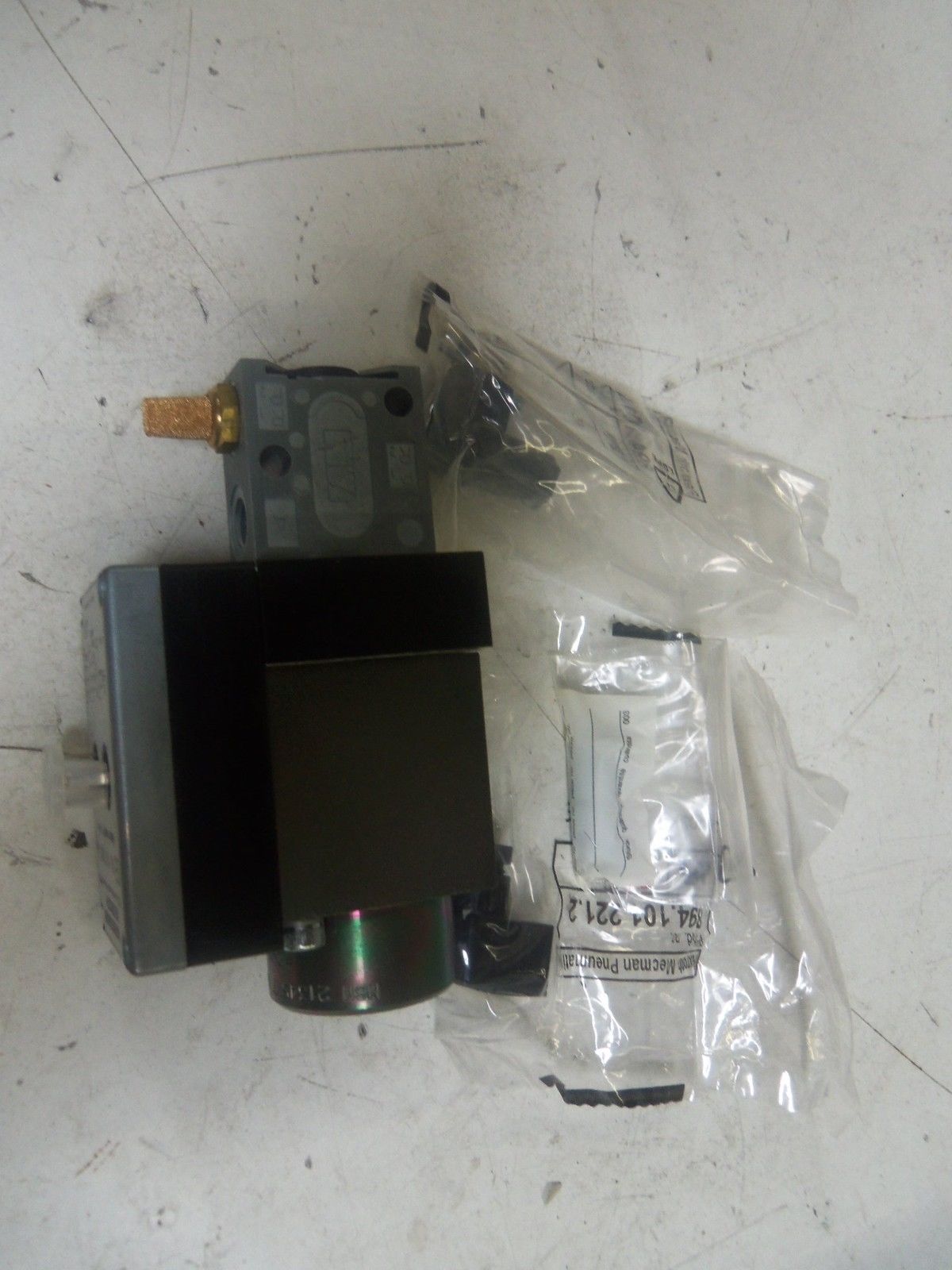 REXROTH 5610120600 *NEW NO BOX*