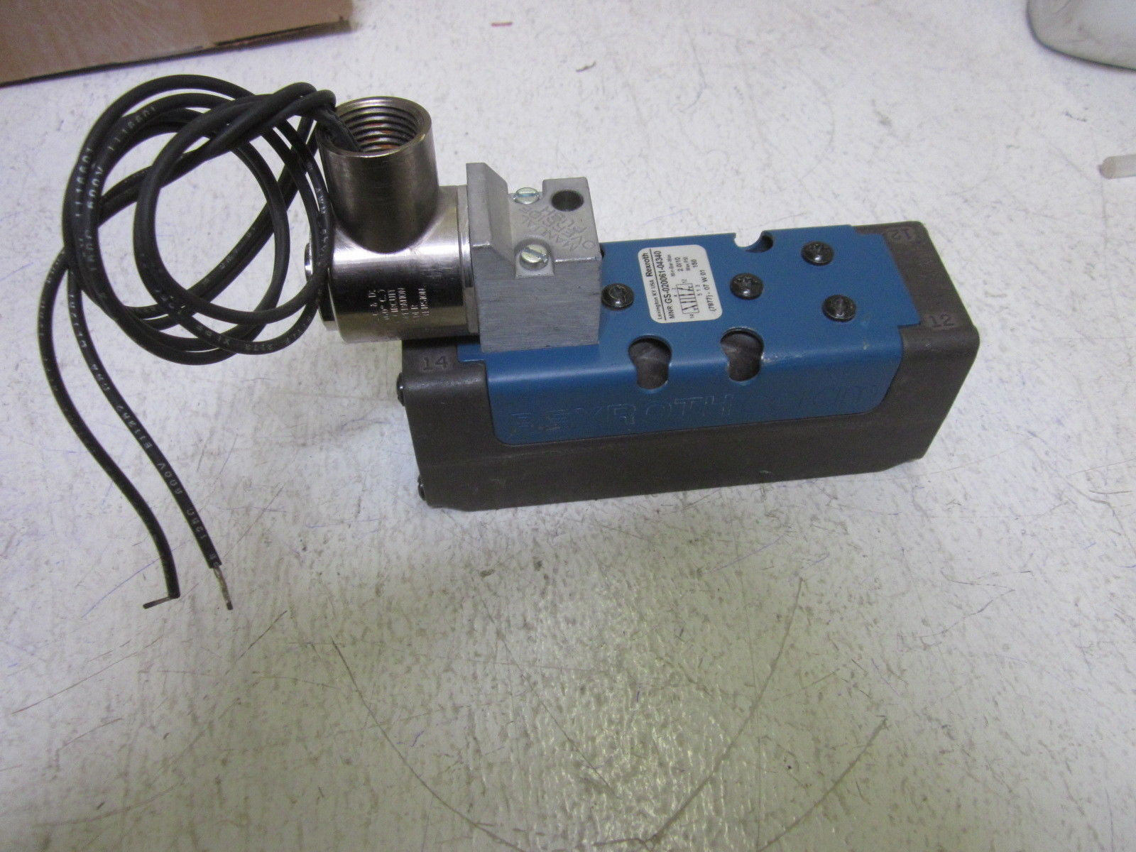 REXROTH GS-020061-04340 CERAM VALVE *USED*