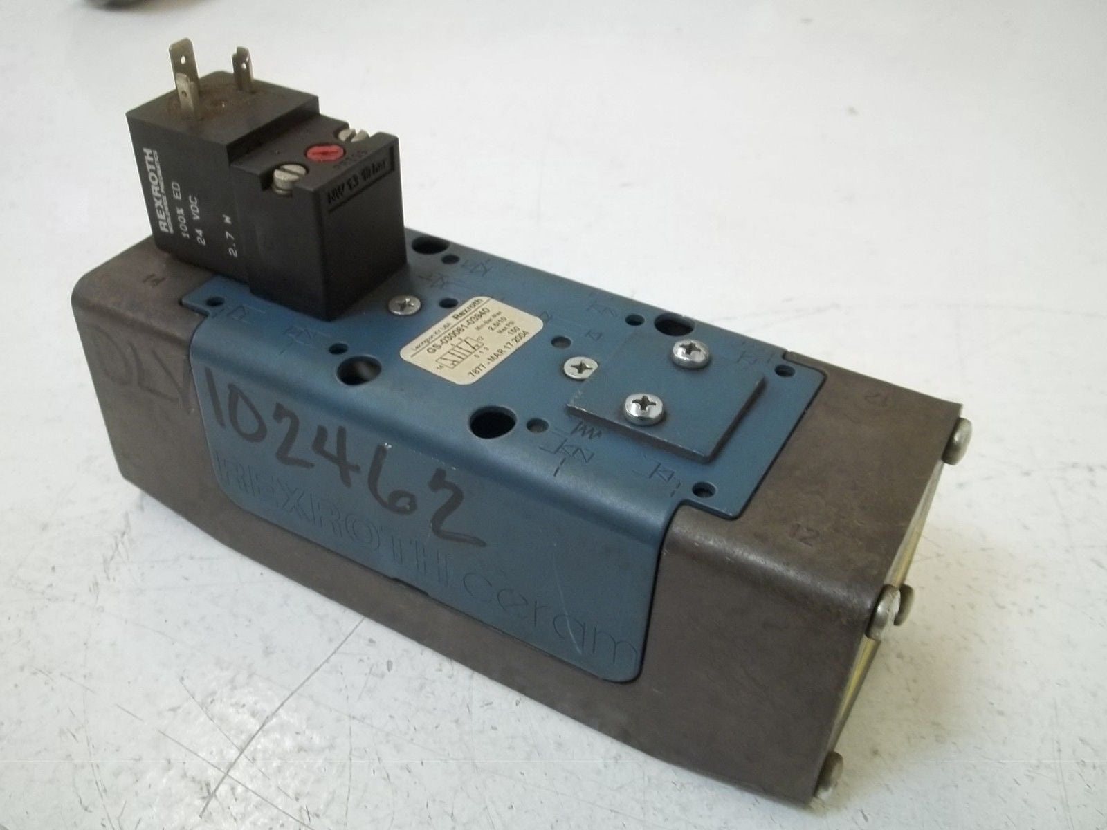 REXROTH GS-030061-03940 SOLENOID VALVE *USED*