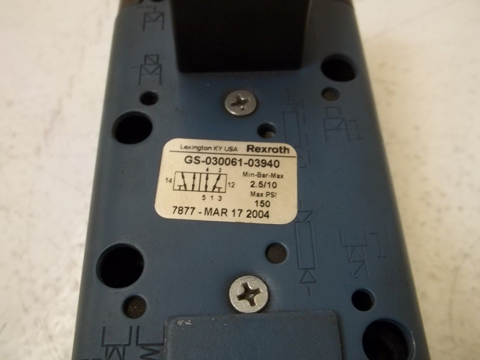 REXROTH GS-030061-03940 SOLENOID VALVE *USED*