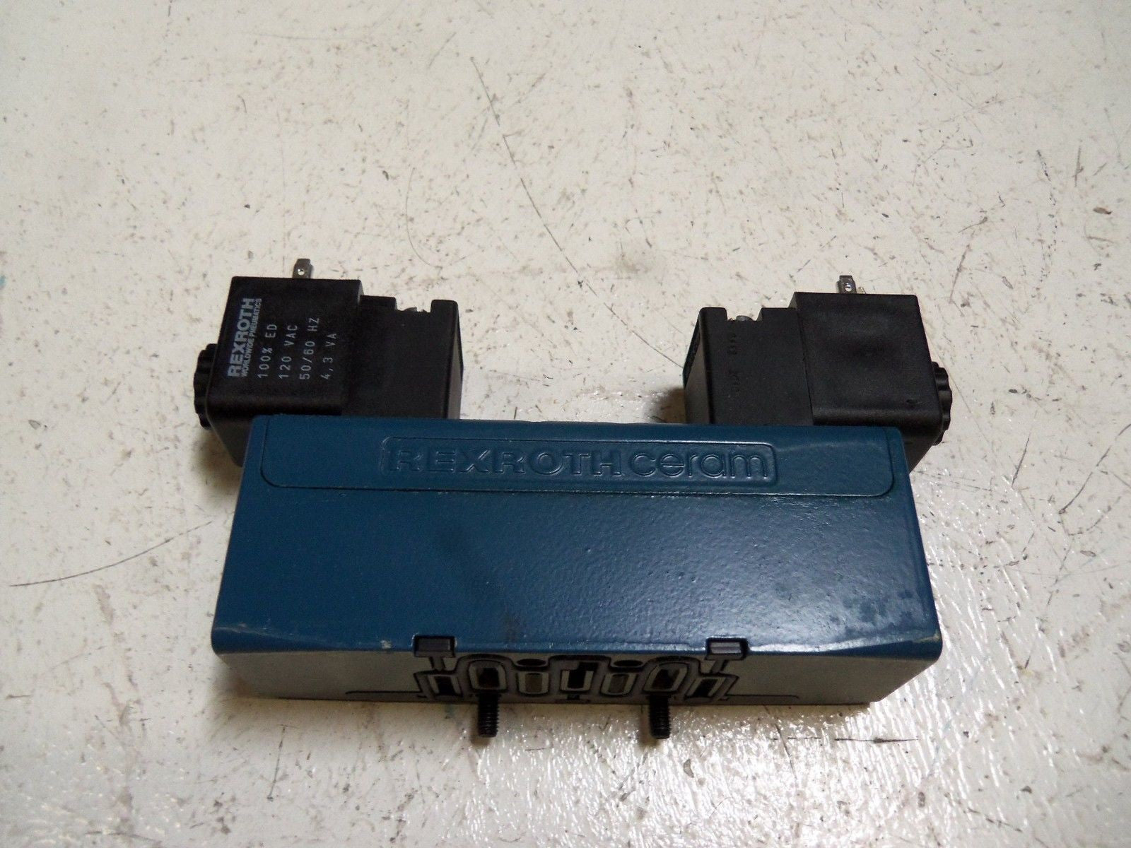REXROTH GT-010062-02424 SOLENOID VALVE *USED*