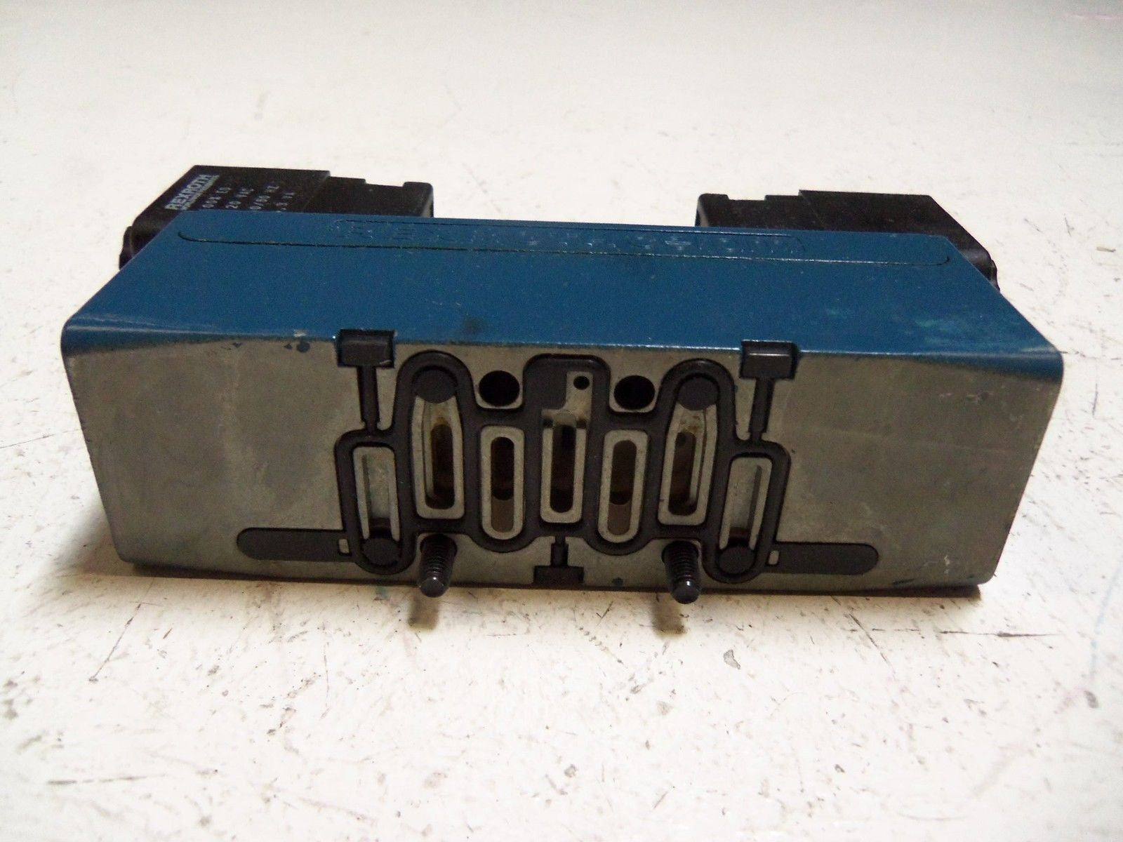 REXROTH GT-010062-02424 SOLENOID VALVE *USED*