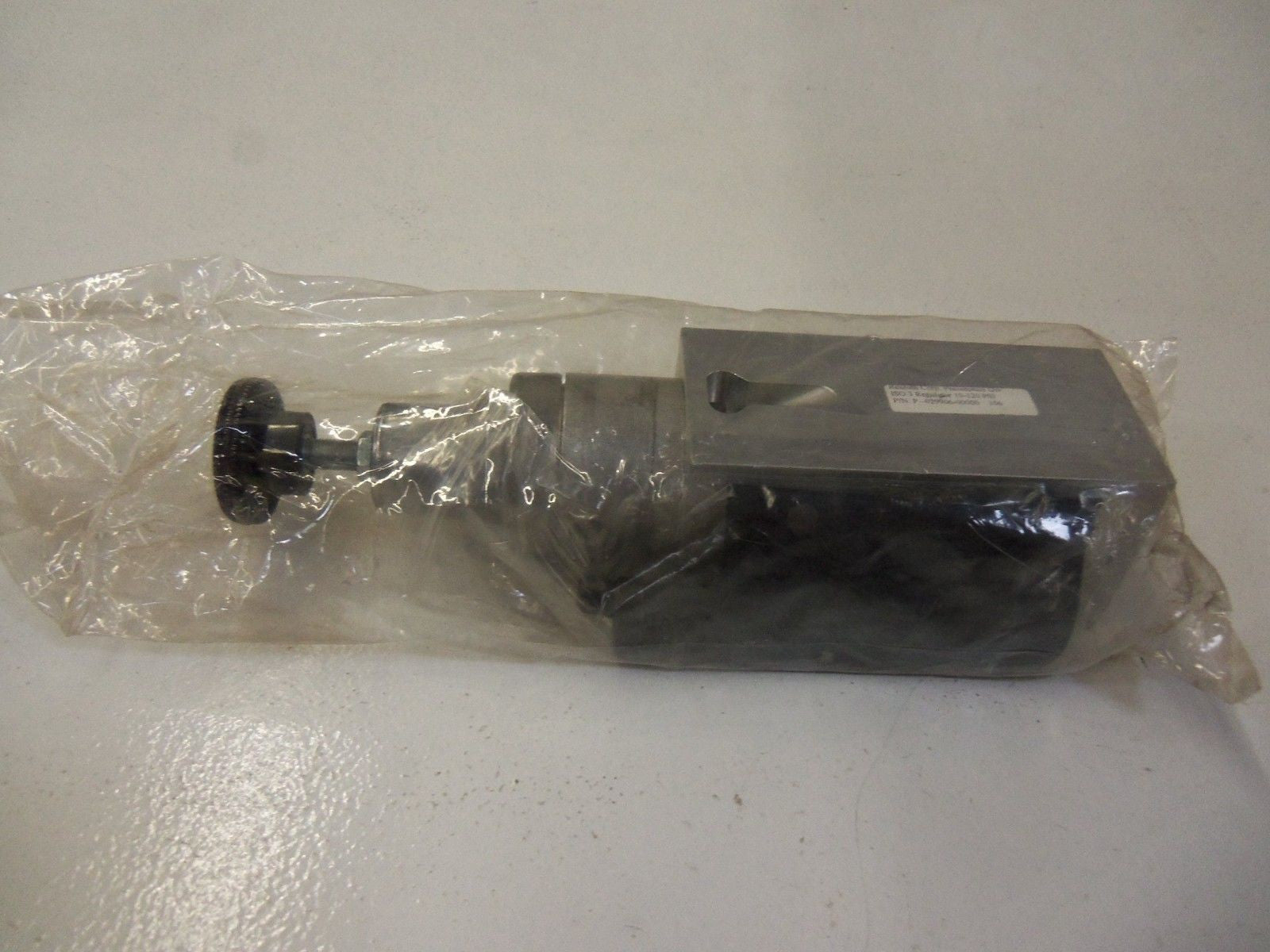 REXROTH P-029906 -00000 REGULATOR *NEW NO BOX*