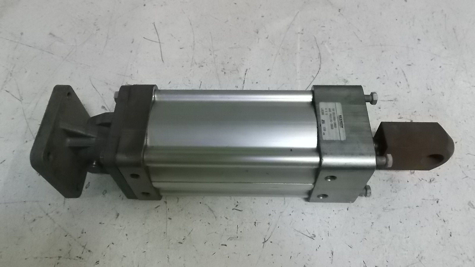 REXROTH TM-851000-3060 CYLINDER *USED*