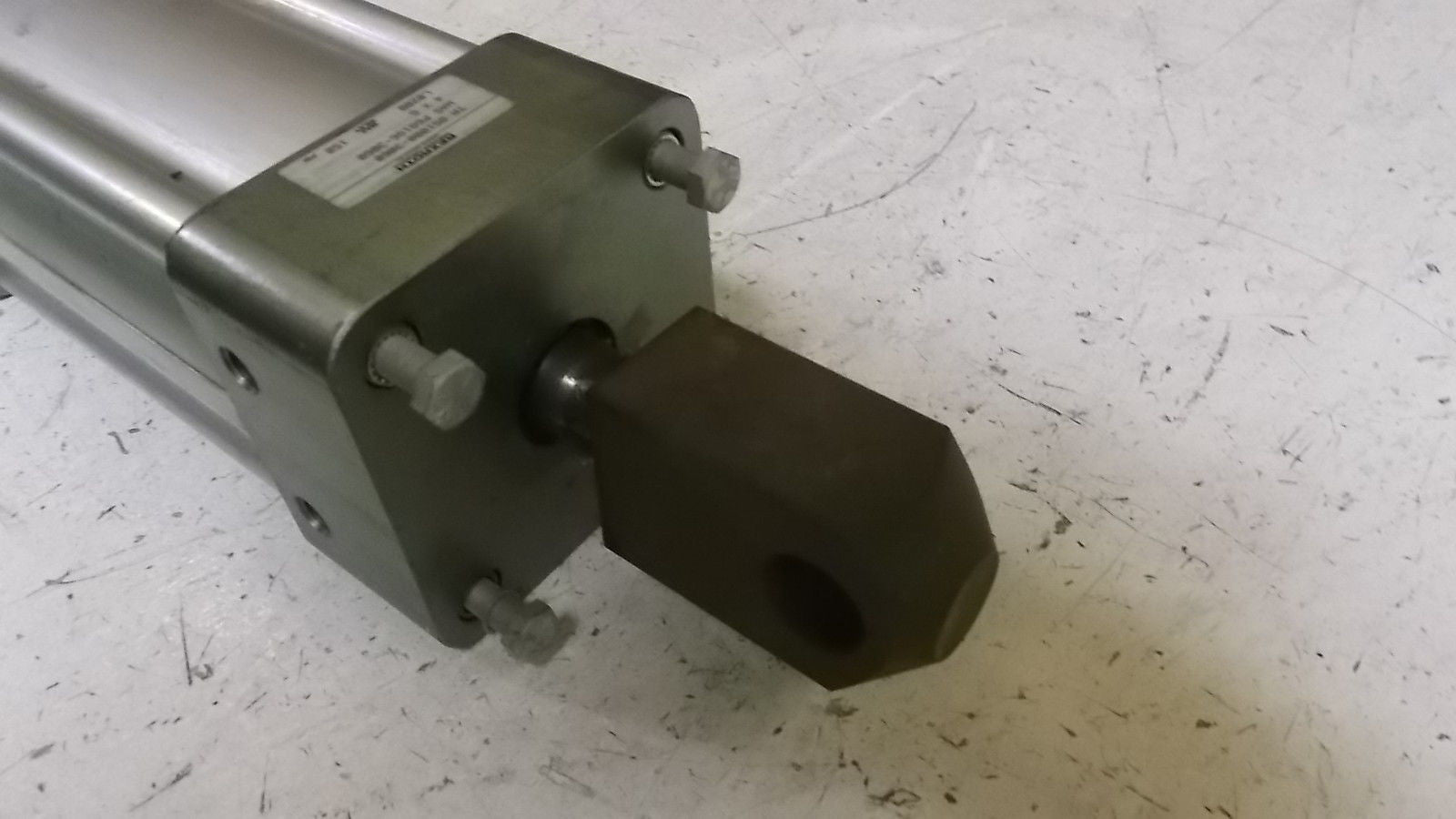 REXROTH TM-851000-3060 CYLINDER *USED*