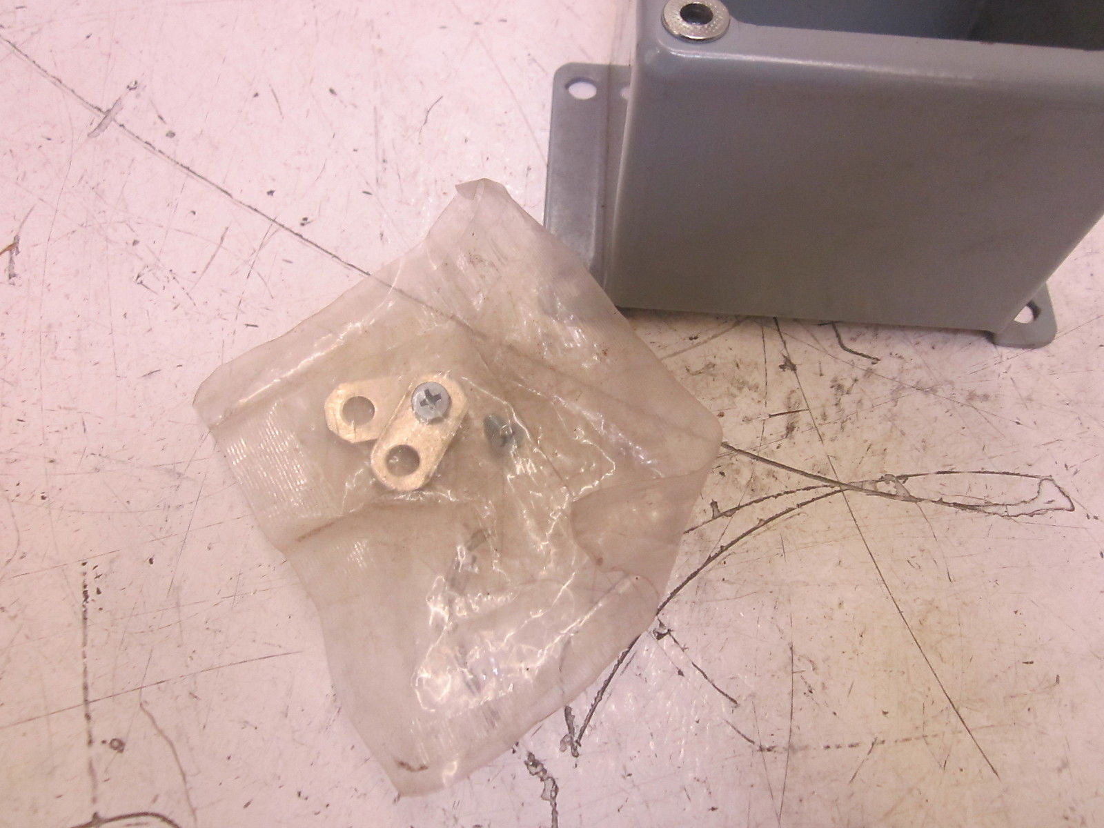 RITTAL E1PB PUSHBUTTON ENCLOSURE *USED*