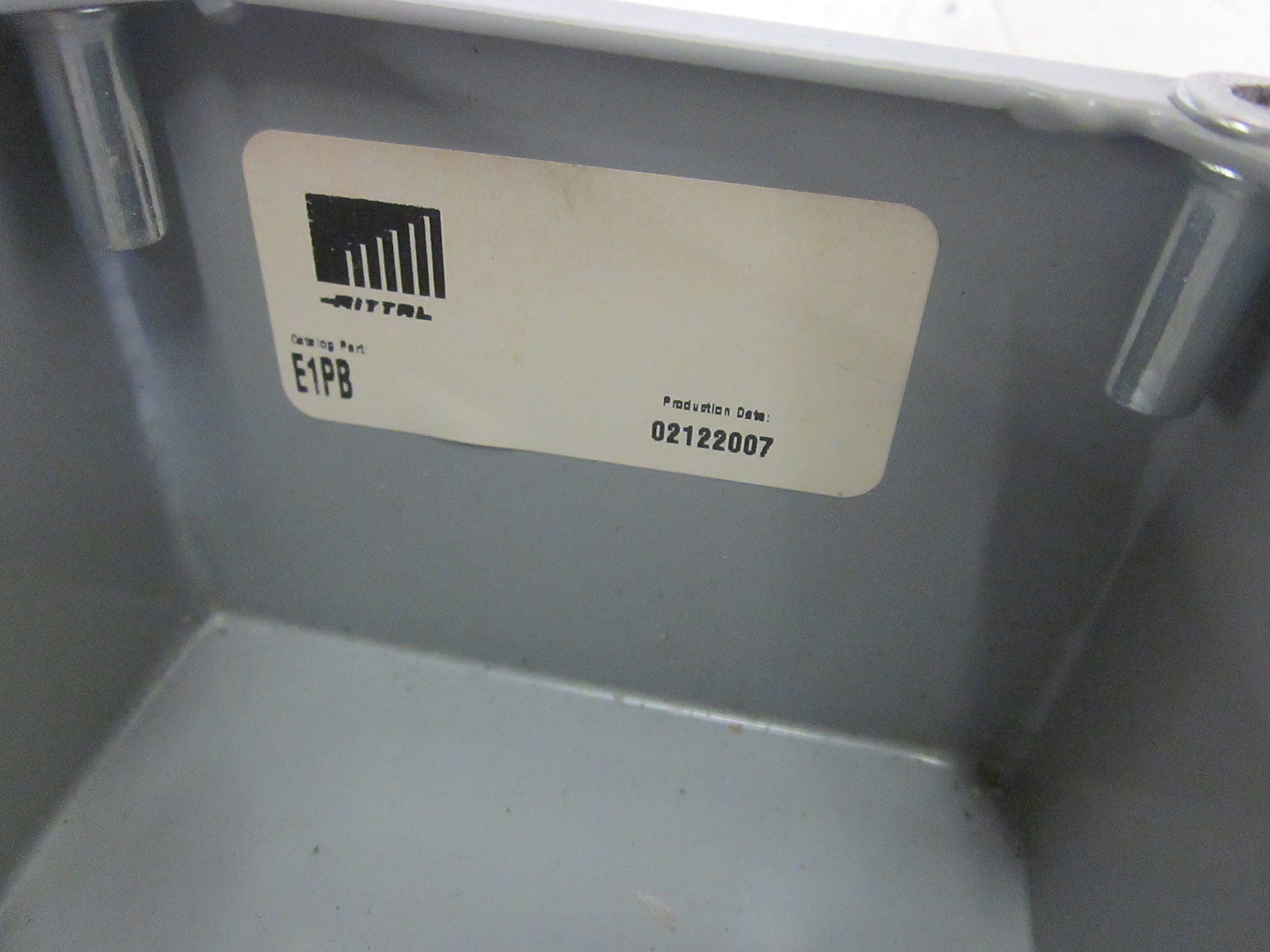 RITTAL E1PB PUSHBUTTON ENCLOSURE *USED*