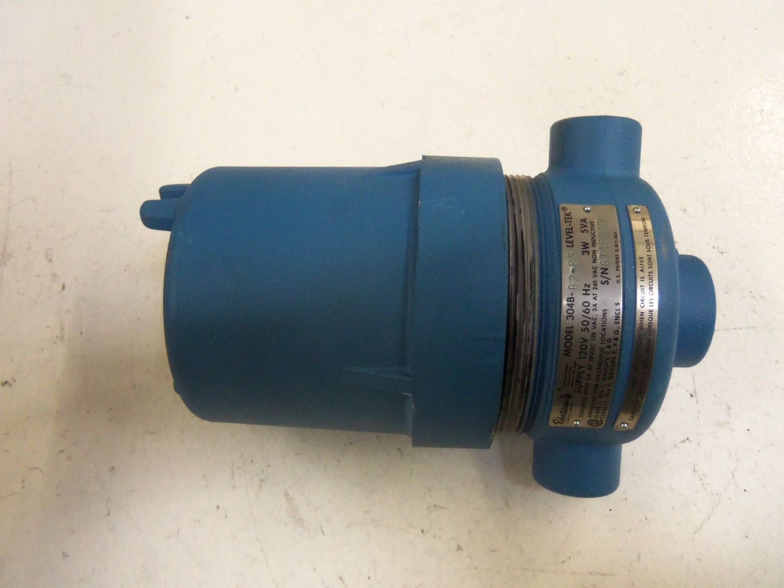 ROBERTSHAW 304B-B2-B5 LEVEL CONTROL *USED*