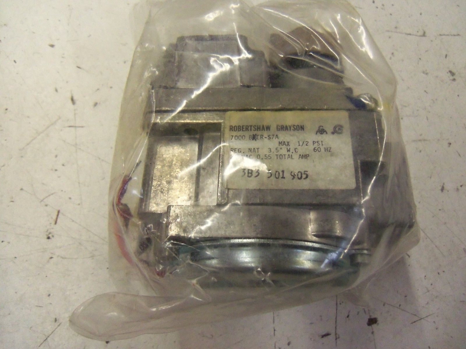 ROBERTSHAW 7000BKER-S7A  *NEW IN BOX*