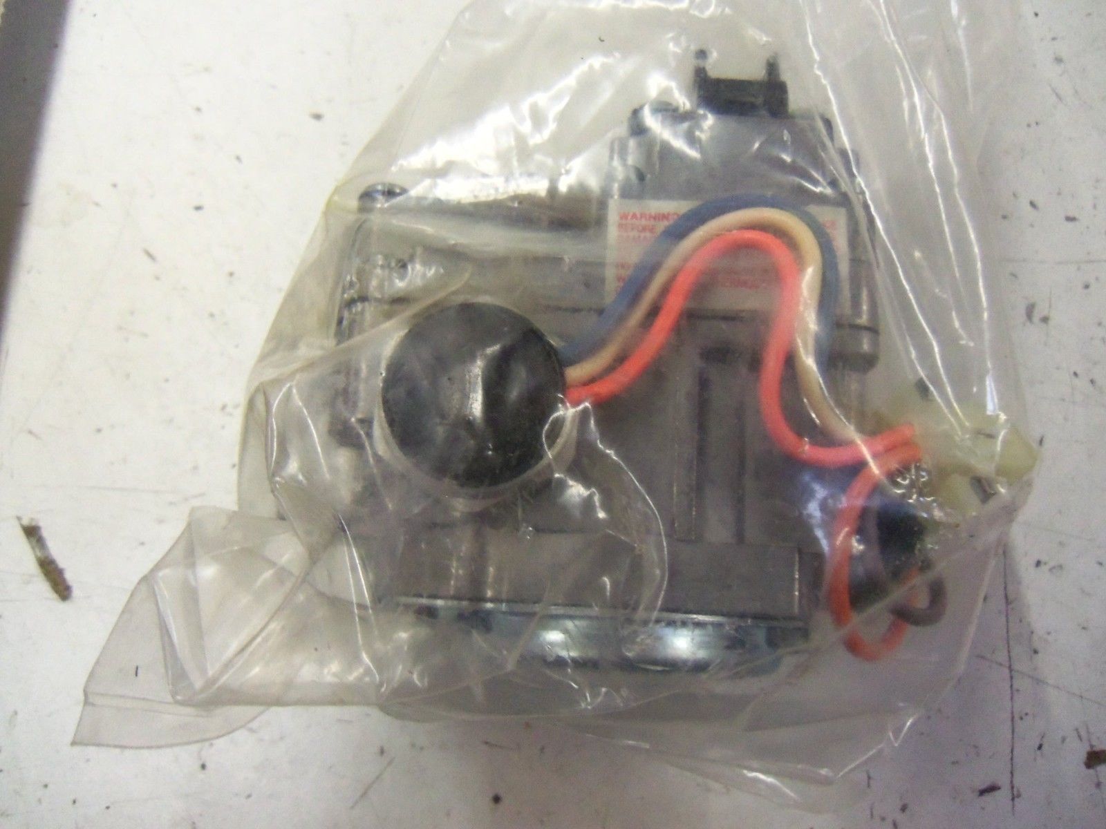 ROBERTSHAW 7000BKER-S7A  *NEW IN BOX*