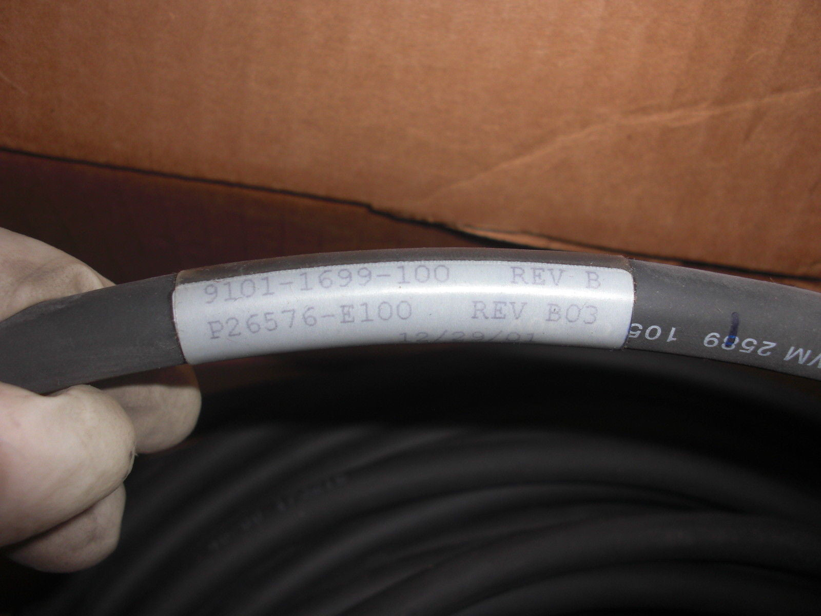 ALLEN BRADLEY 9101-1699-100 SERIES B *NEW IN BOX*