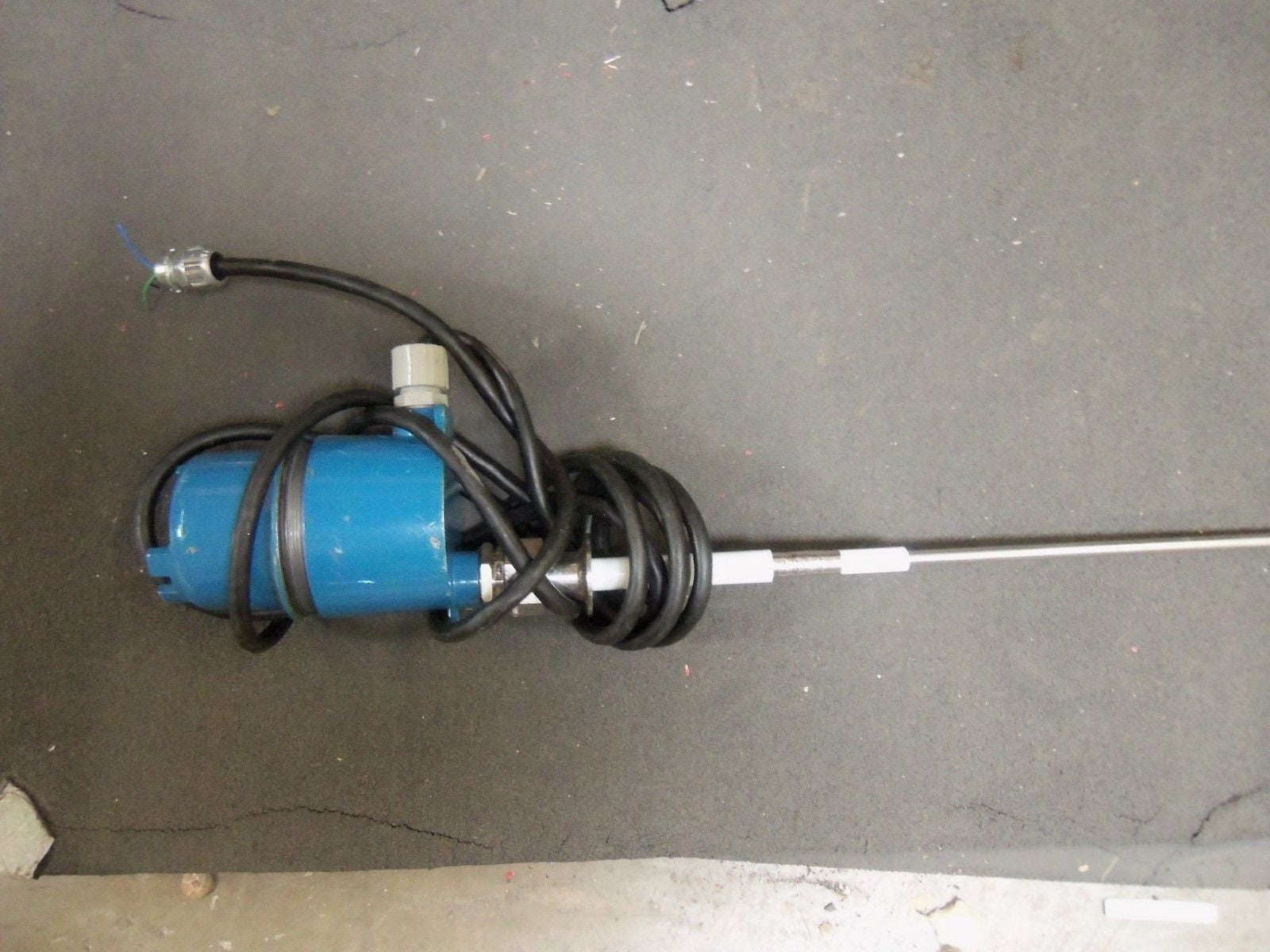 ROSEMOUNT 2090FG3S2DF1 PRESSURE TRANSMITTER *NEW IN BOX*