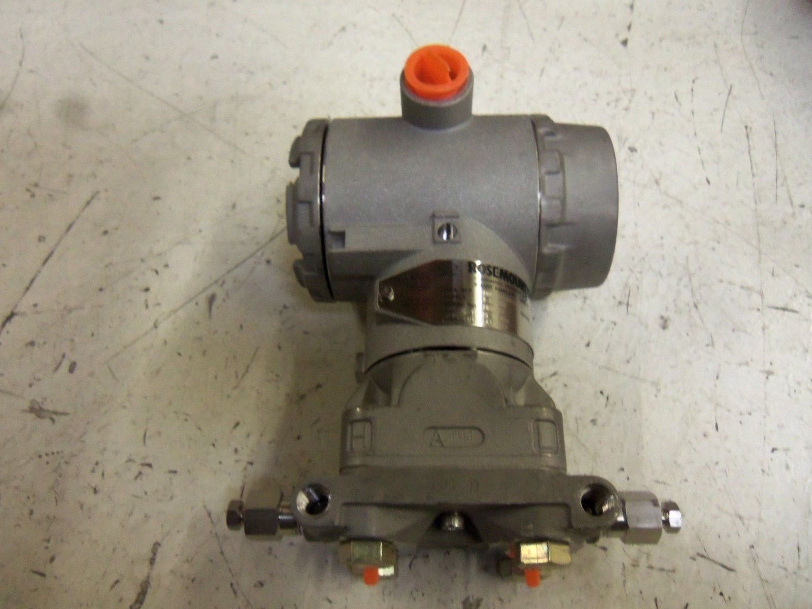 ROSEMOUNT 3051CD1A22A1JM6Q4 PRESSURE TRANSMITTER *USED*