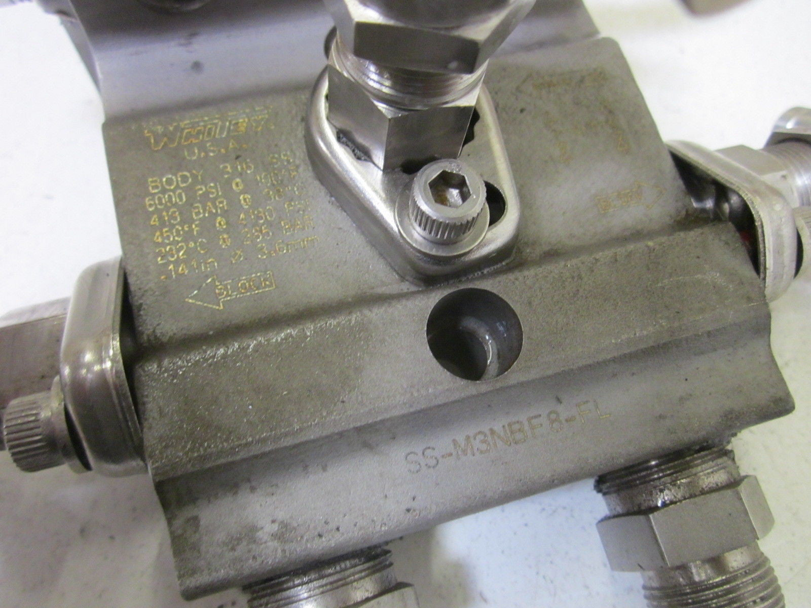 ROSEMOUNT 3051CD2A22A1AE5B4M5 *USED*
