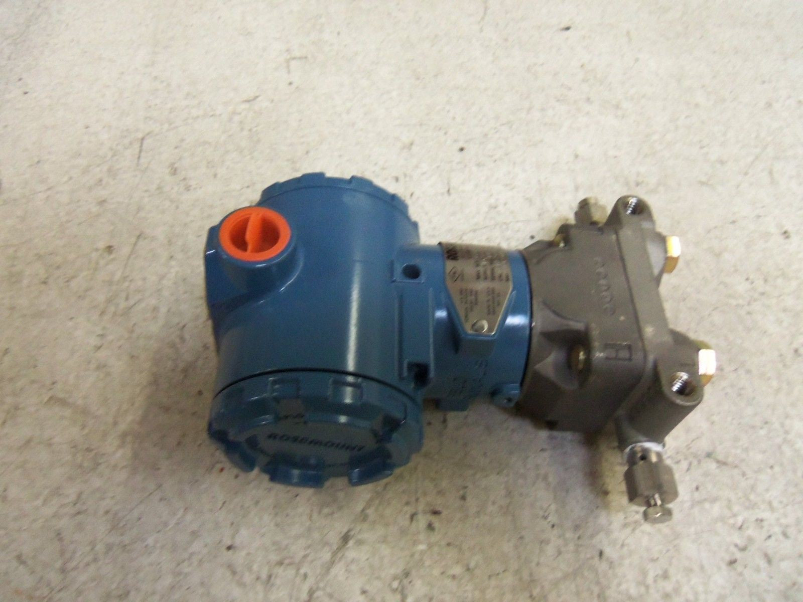ROSEMOUNT 3051CD2A22A1AE5 PRESSURE TRANSMITTER *USED*