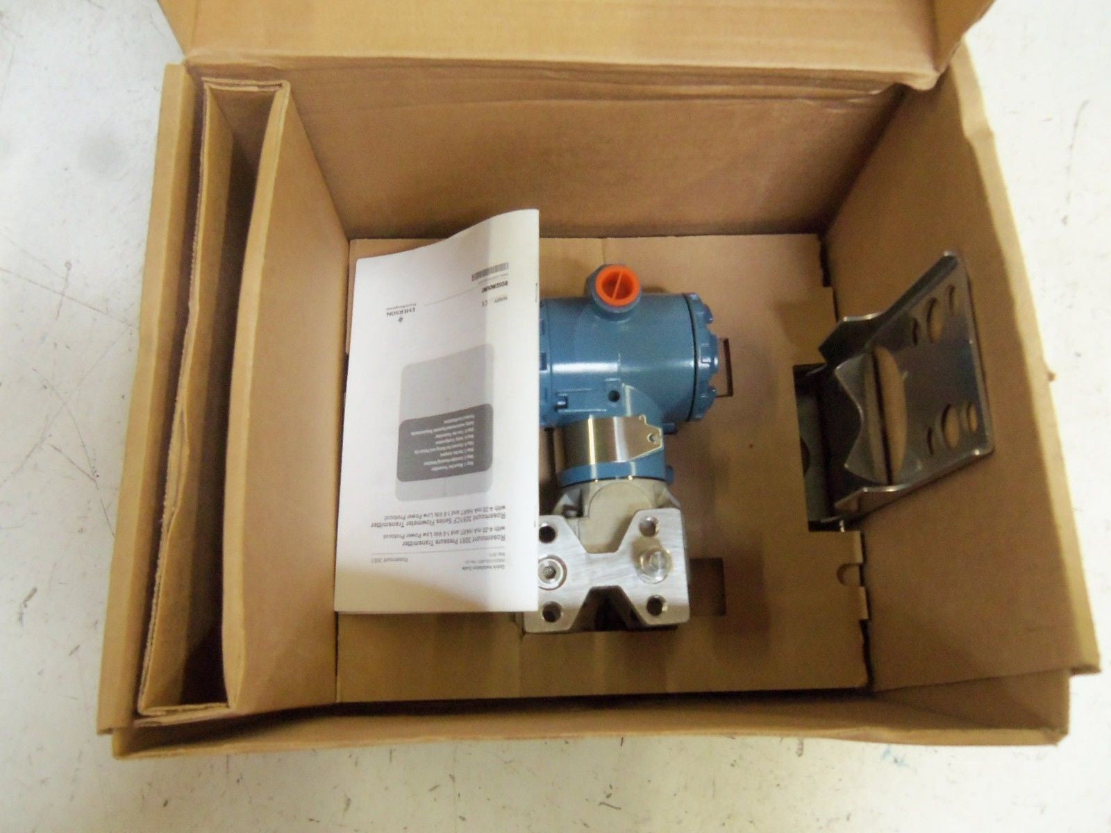 ROSEMOUNT 3051CG4A02A1AH2E5BCL4M5 TRANSMITTER *NEW IN BOX*