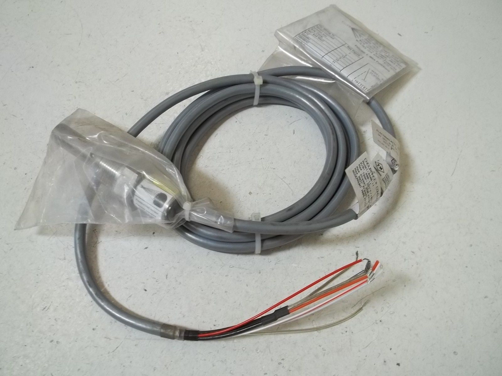 ROSEMOUNT 400-11 ANALYTICAL CONDUCTIVITY SENSOR *USED*